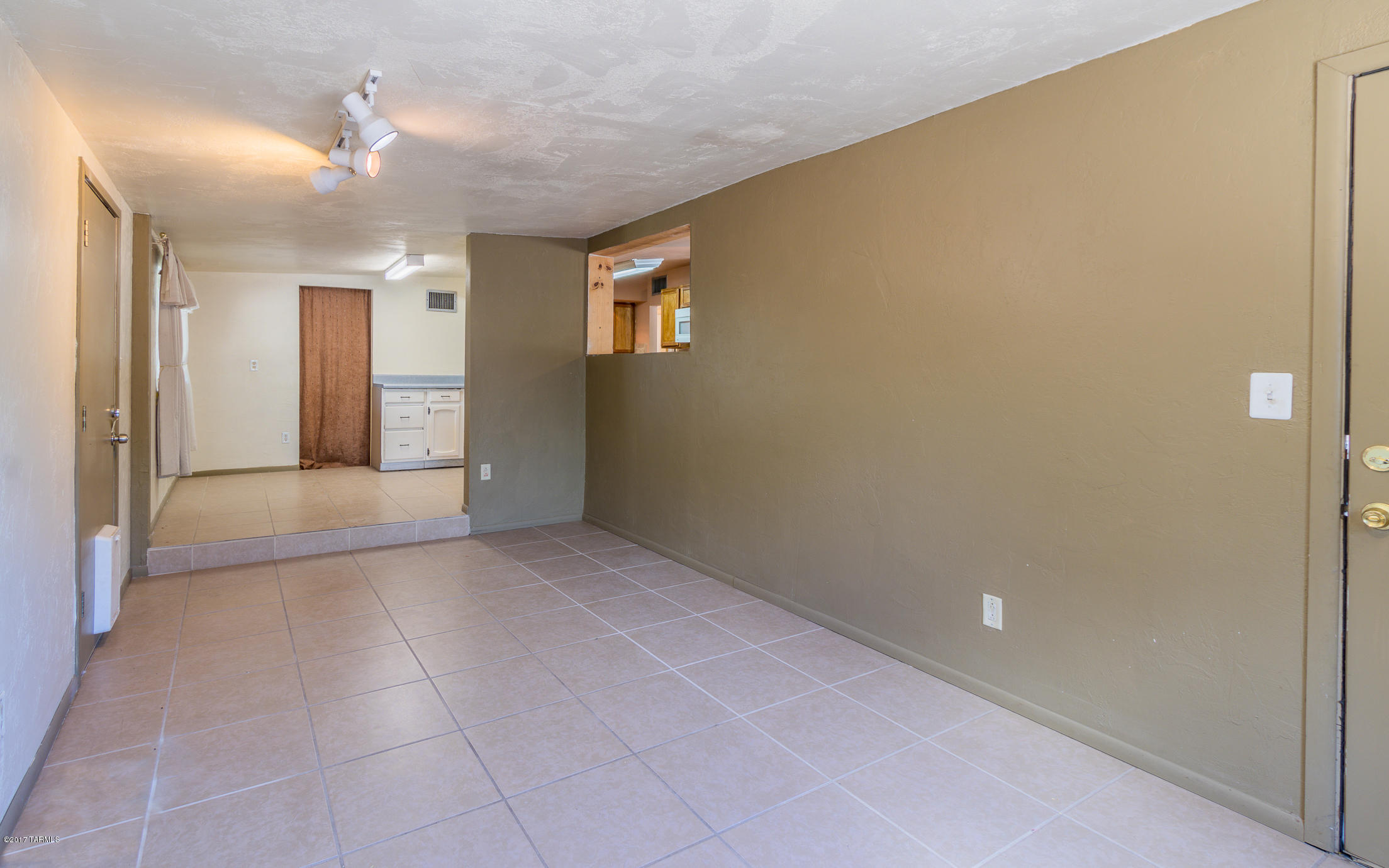 Miramonte Terr - Residential