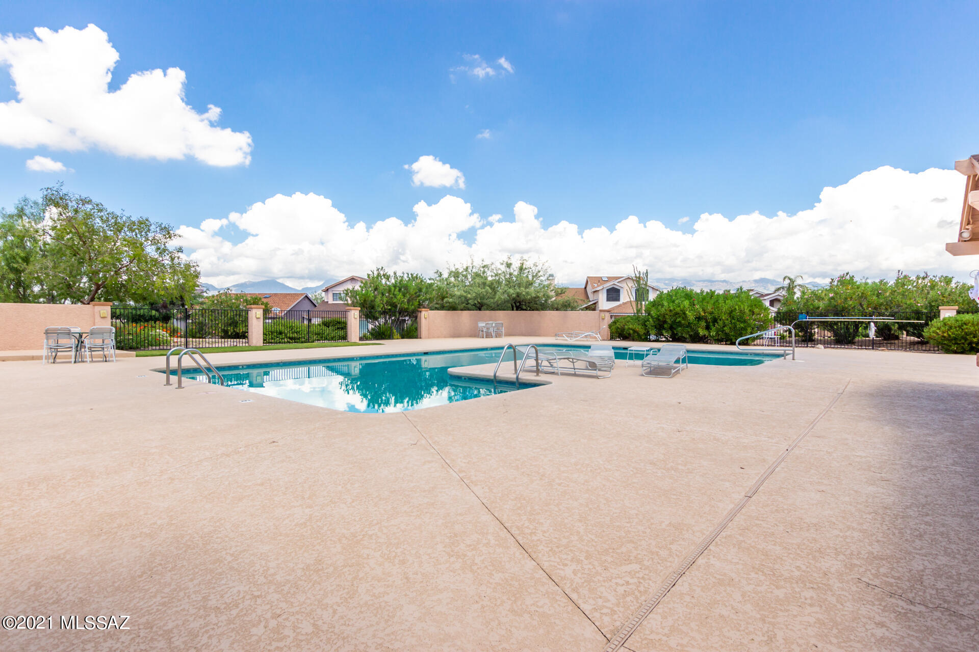Desert Cove (1-65) - Residential