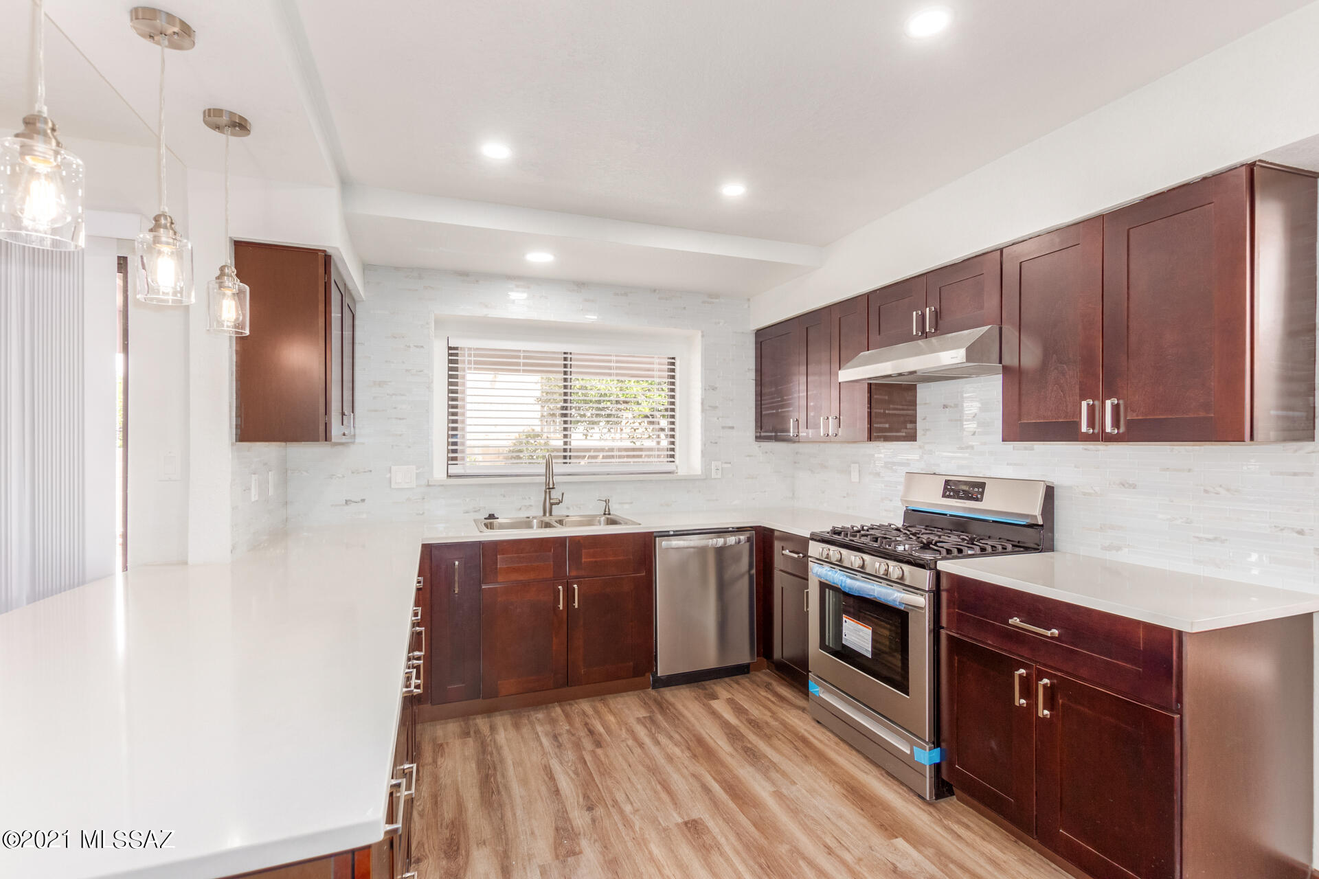 Desert Cove (1-65) - Residential