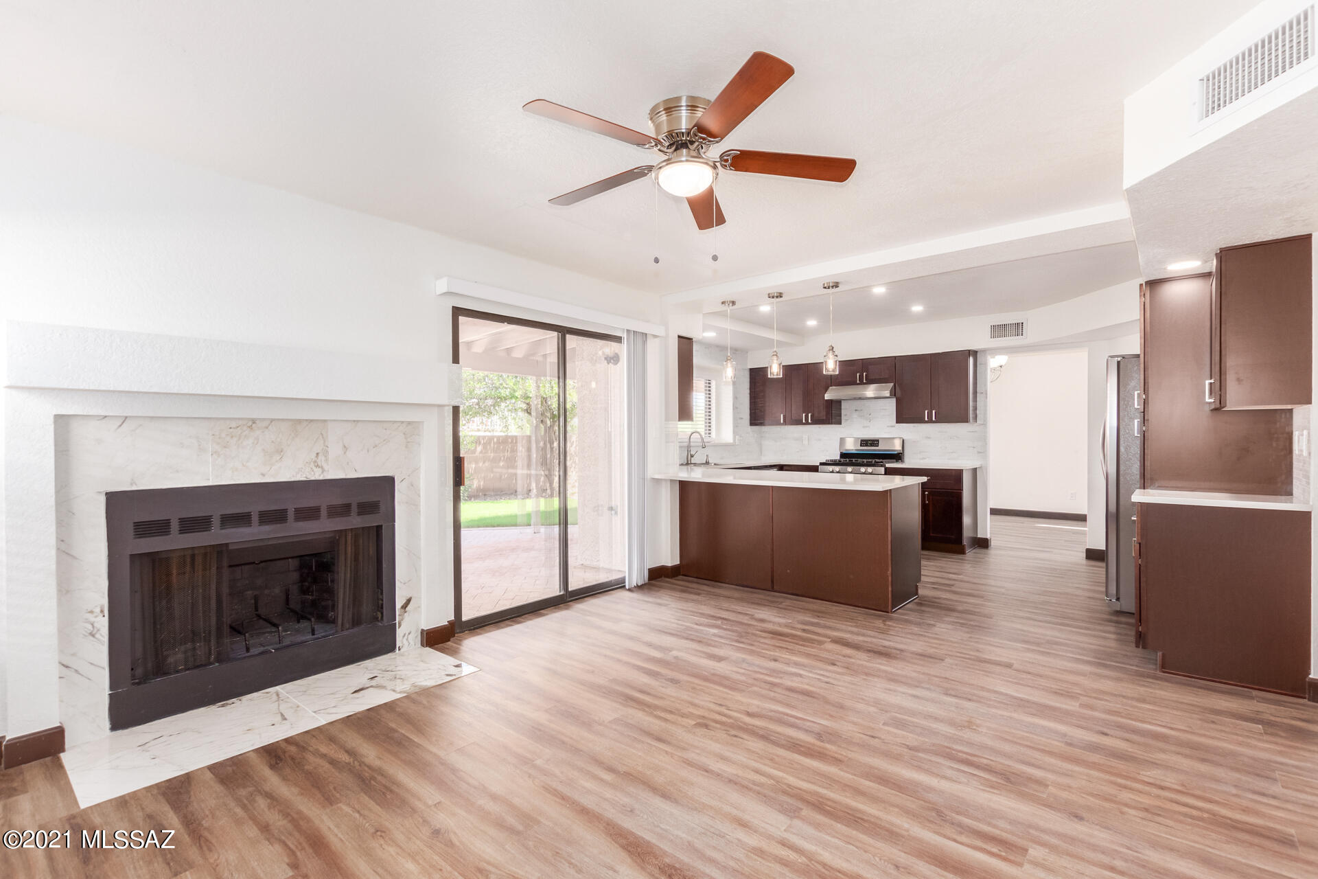 Desert Cove (1-65) - Residential