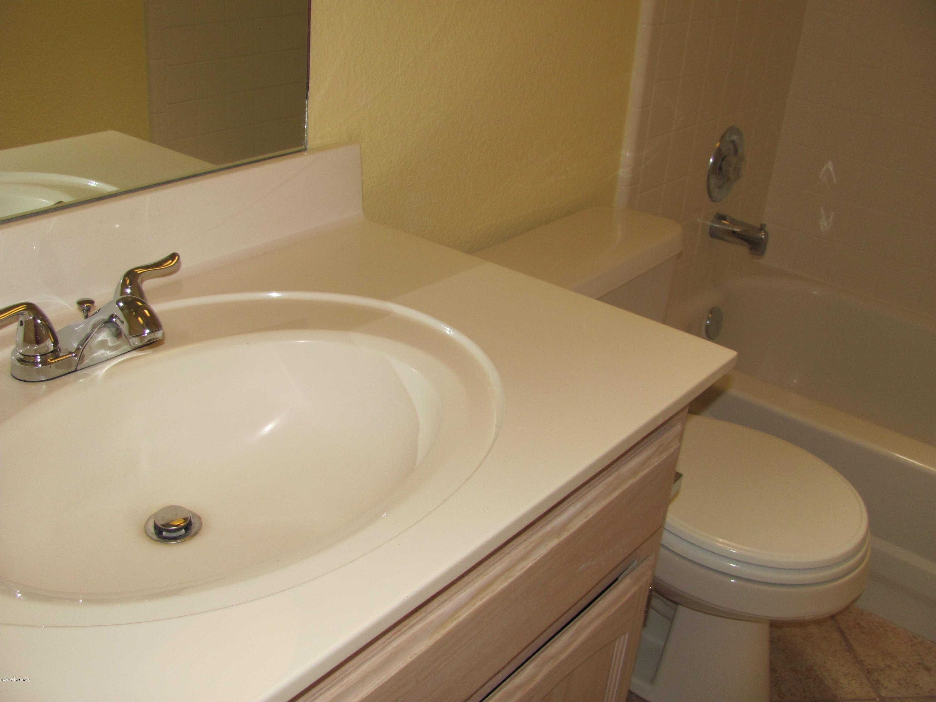 Colony At Oro Valley (The) - Residential Lease