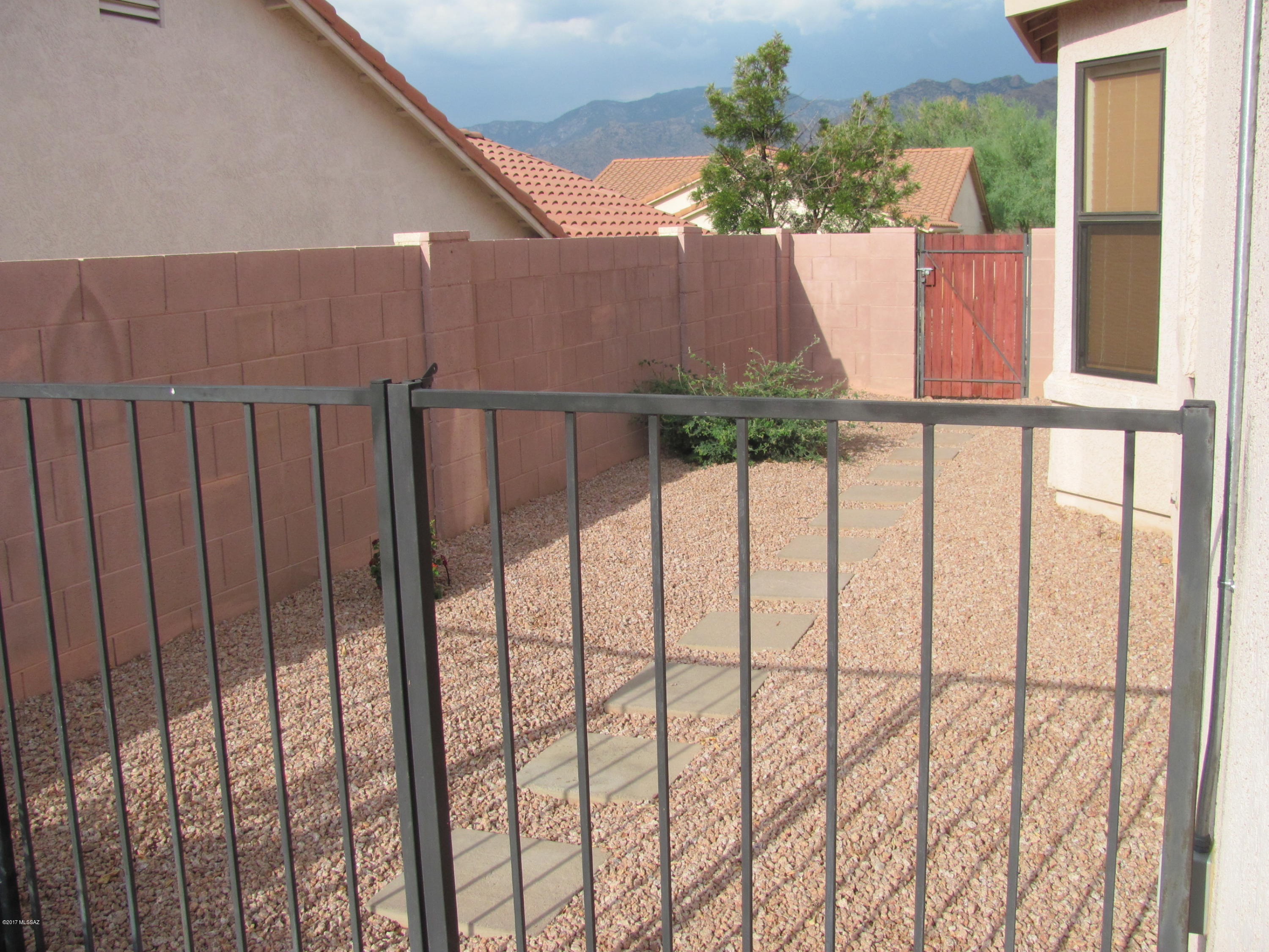 Colony At Oro Valley (The) - Residential Lease