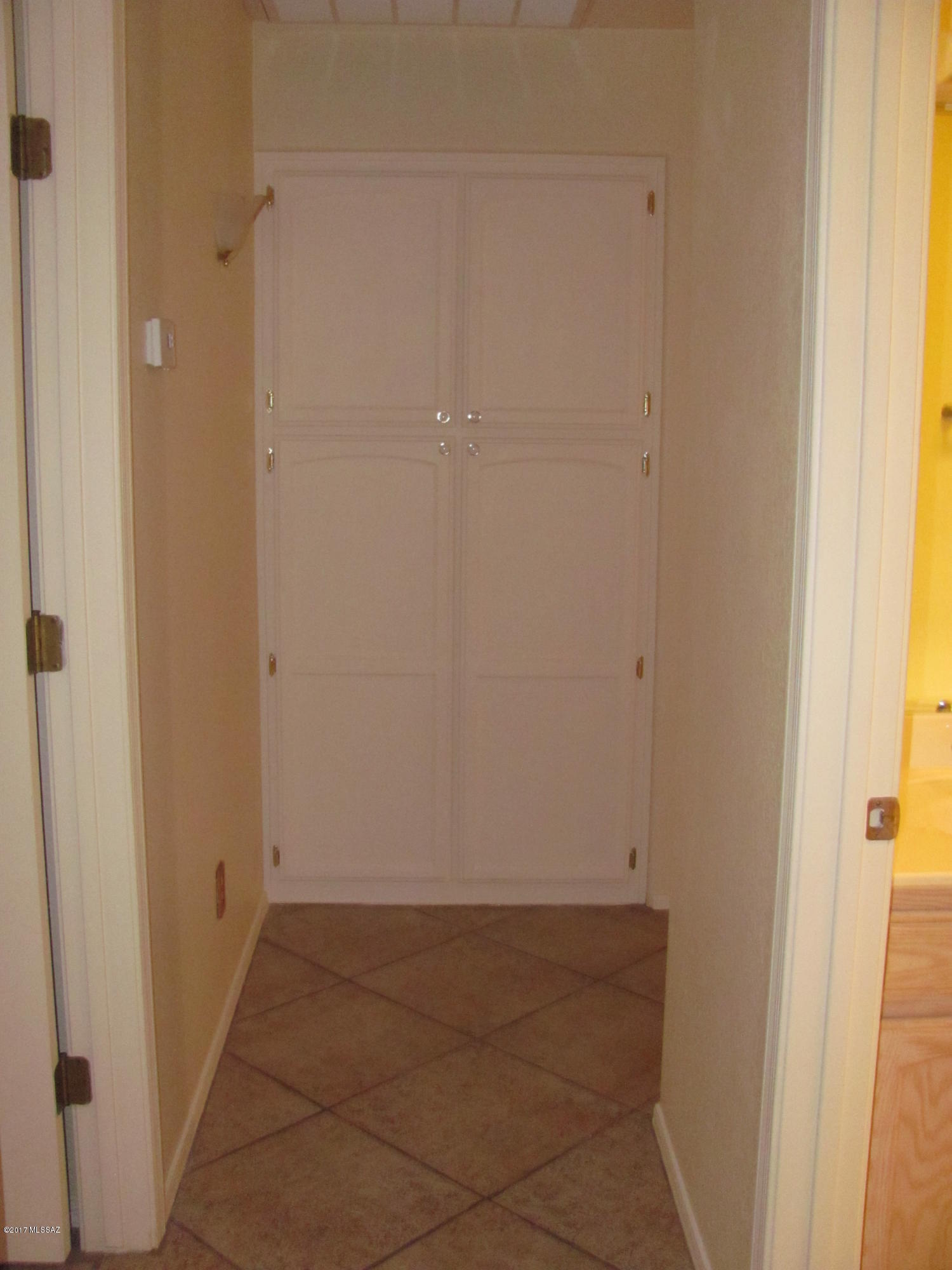 Colony At Oro Valley (The) - Residential Lease