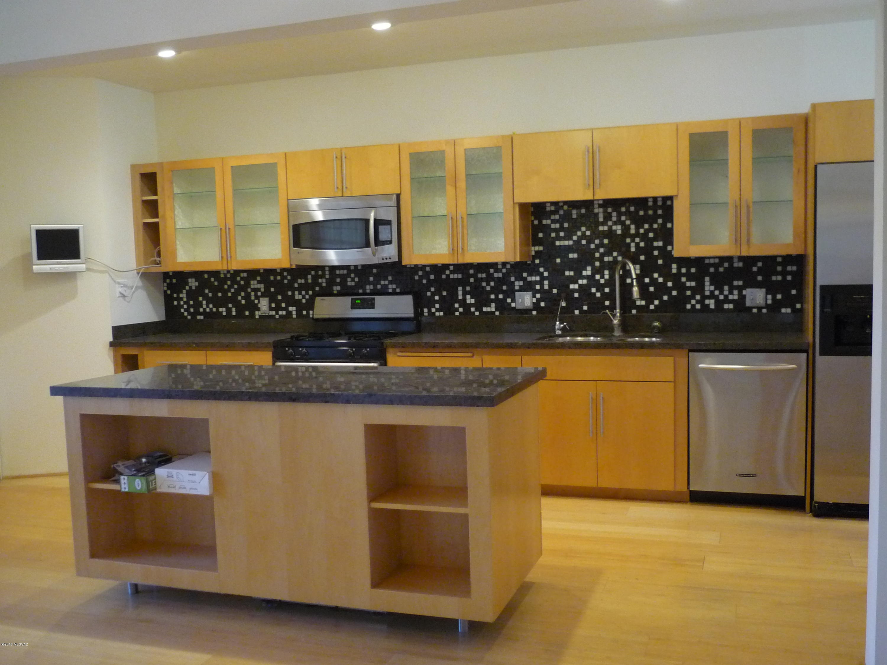Casa La Paz - Residential Lease