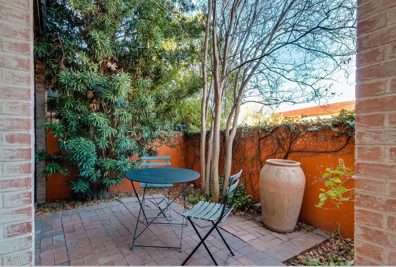 Casa La Paz - Residential Lease