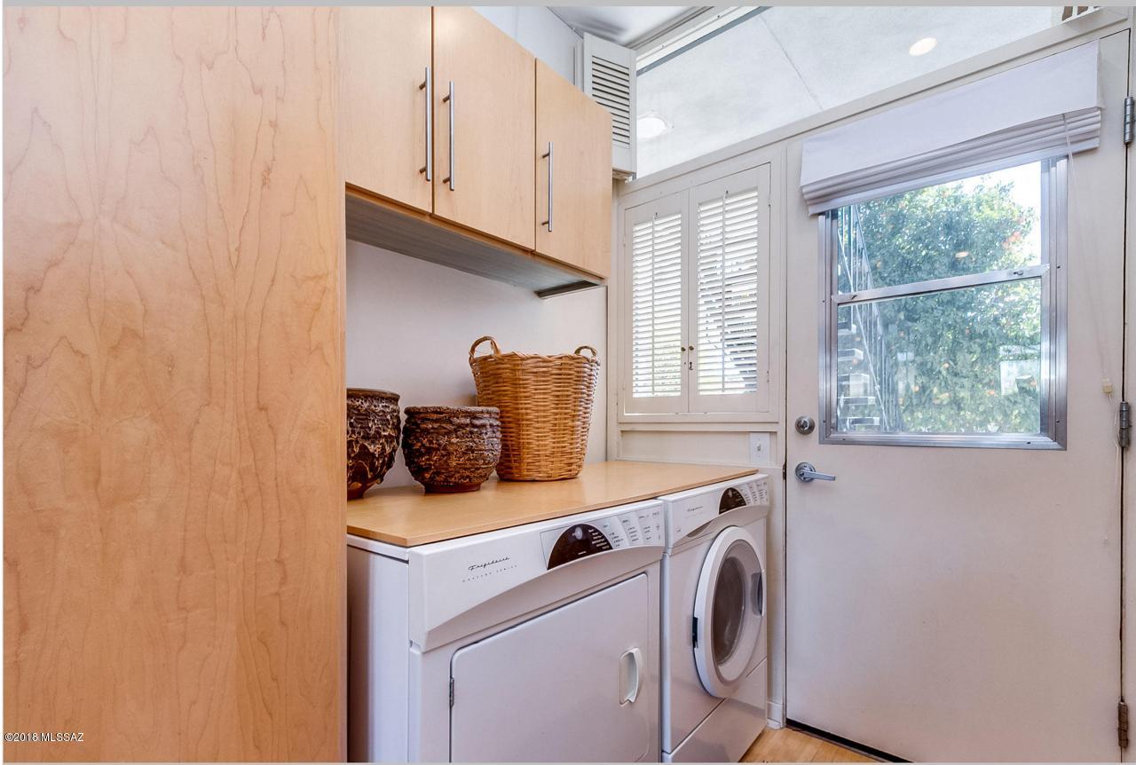 Casa La Paz - Residential Lease