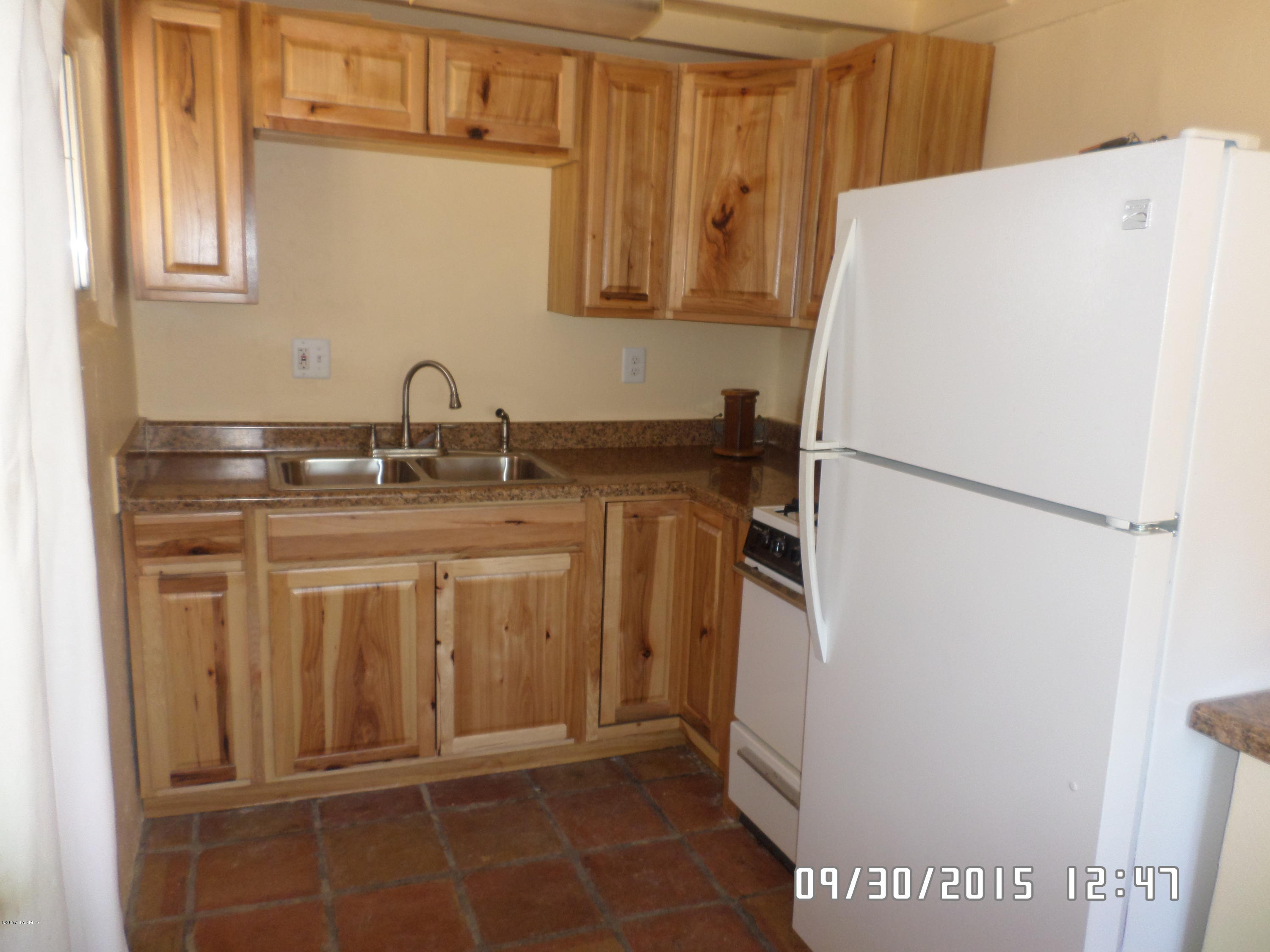 This is a cute 2BR/1BA House located just off of Prince and Country Club. The kitchen cabinets were all recently updated within the last few years. There is a small yard and pets are okay with a deposit.