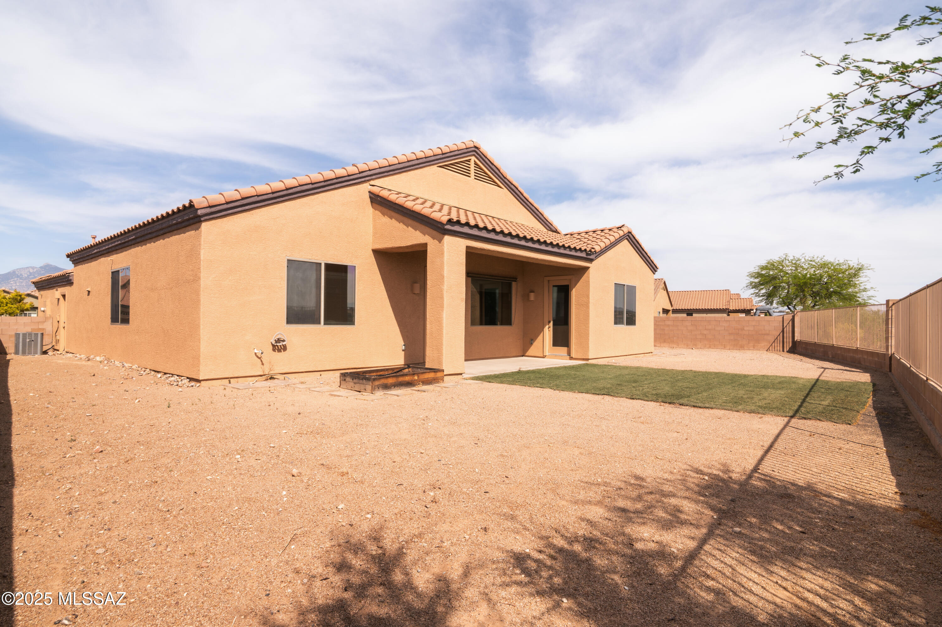 Rancho Del Lago (1-100) - Residential