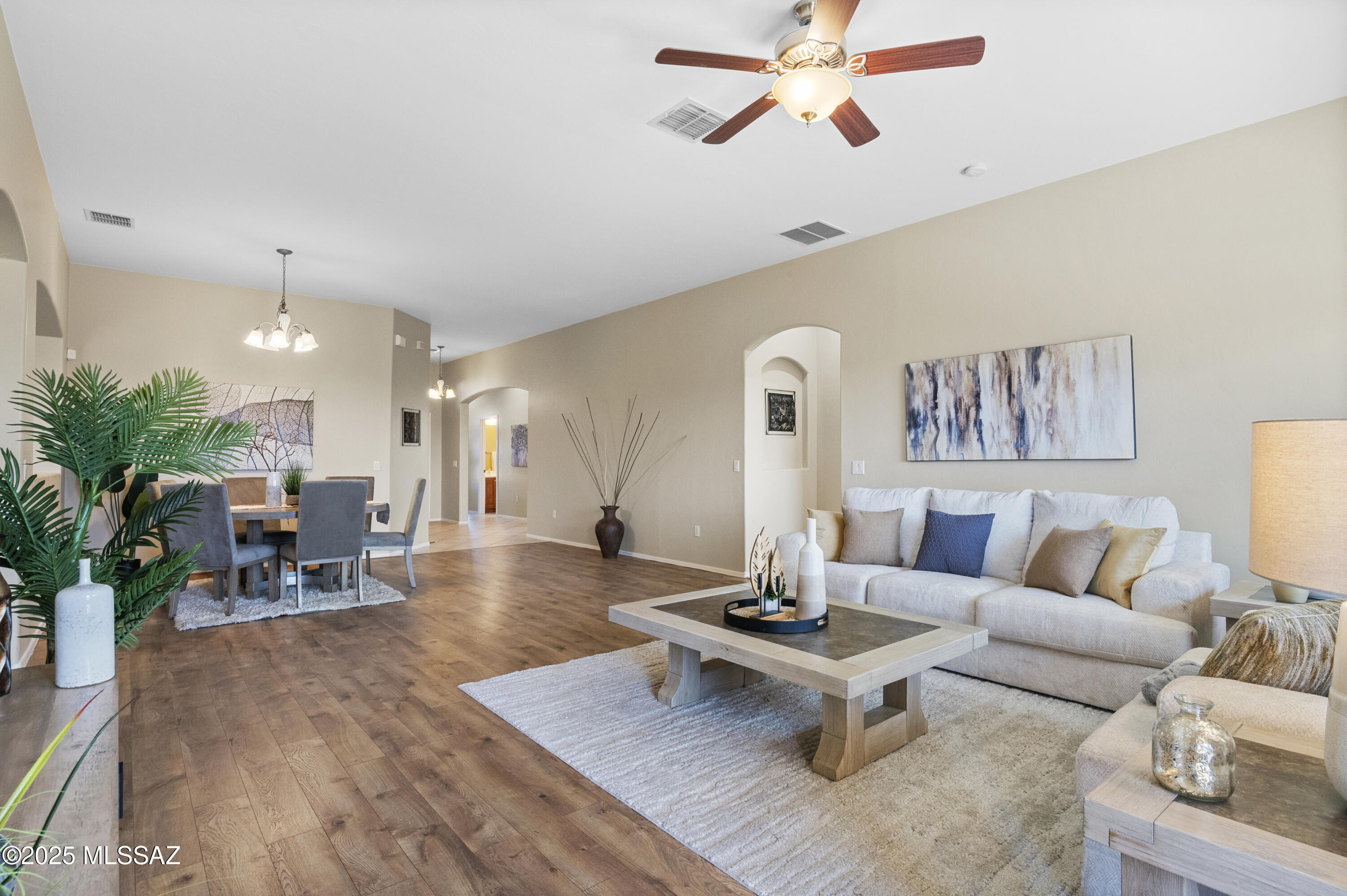 Rancho Del Lago (1-100) - Residential