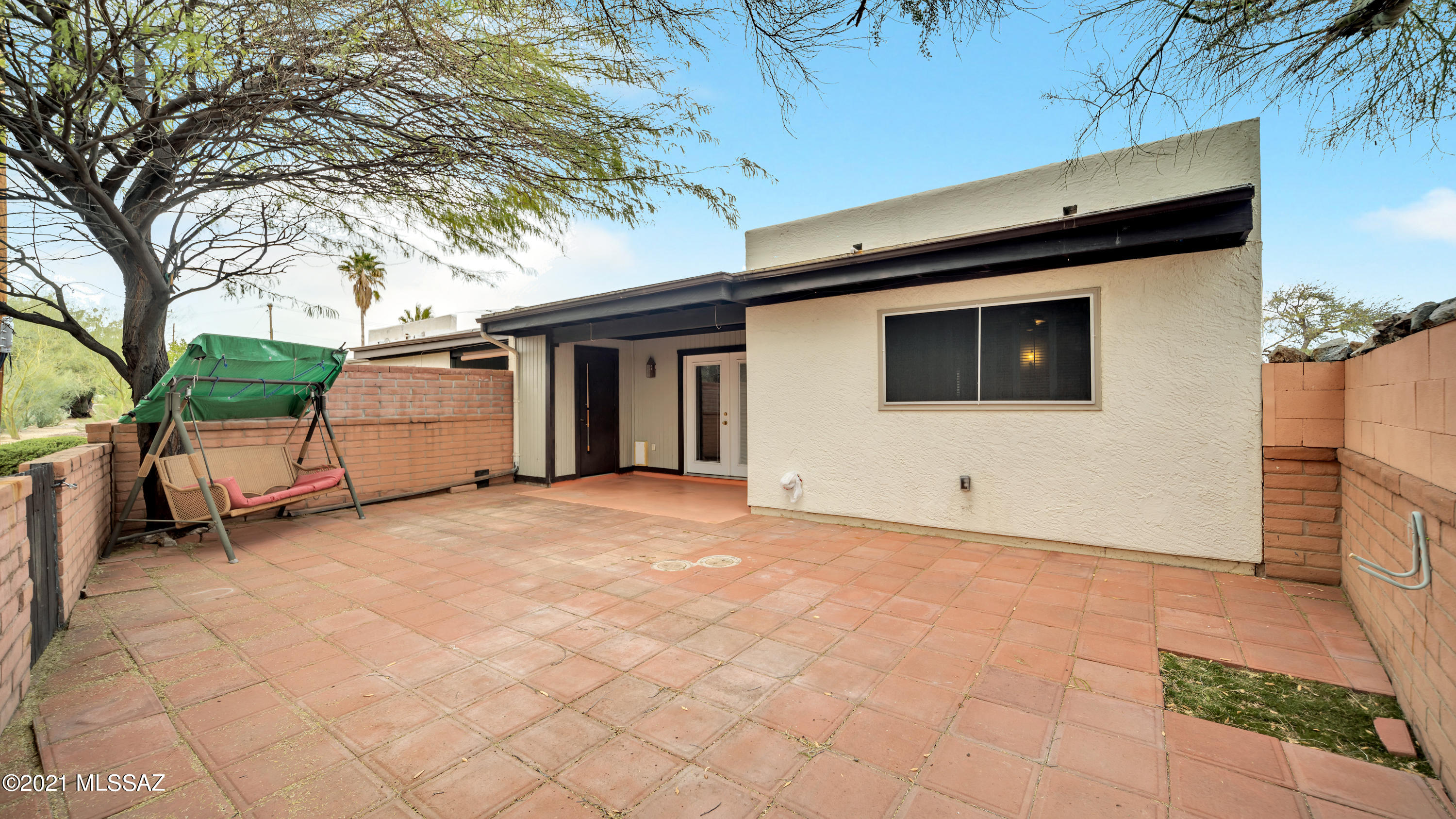 Green Valley Townhouses NO.7 - Residential