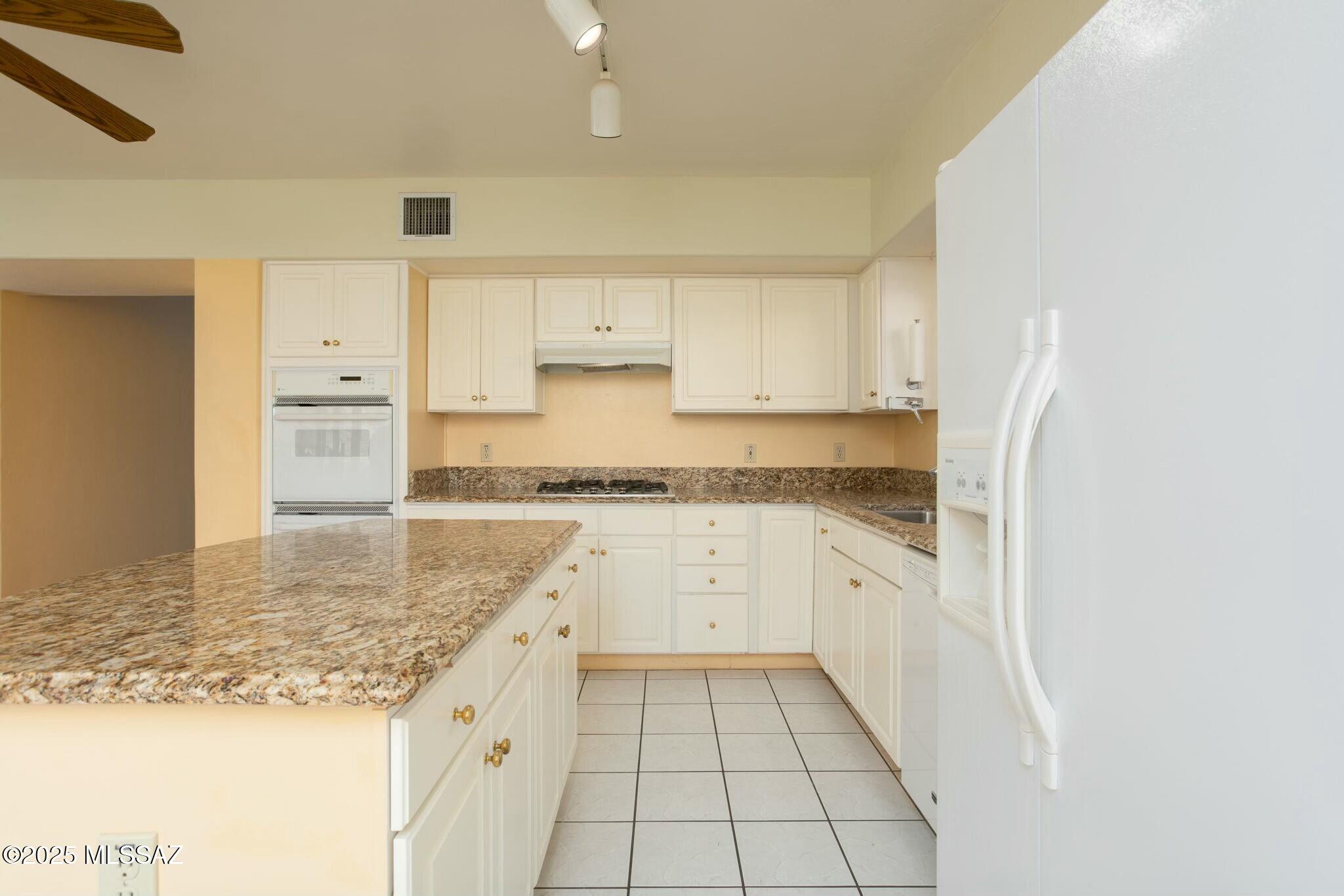 Catalina Shadows Estates (69-540) - Residential