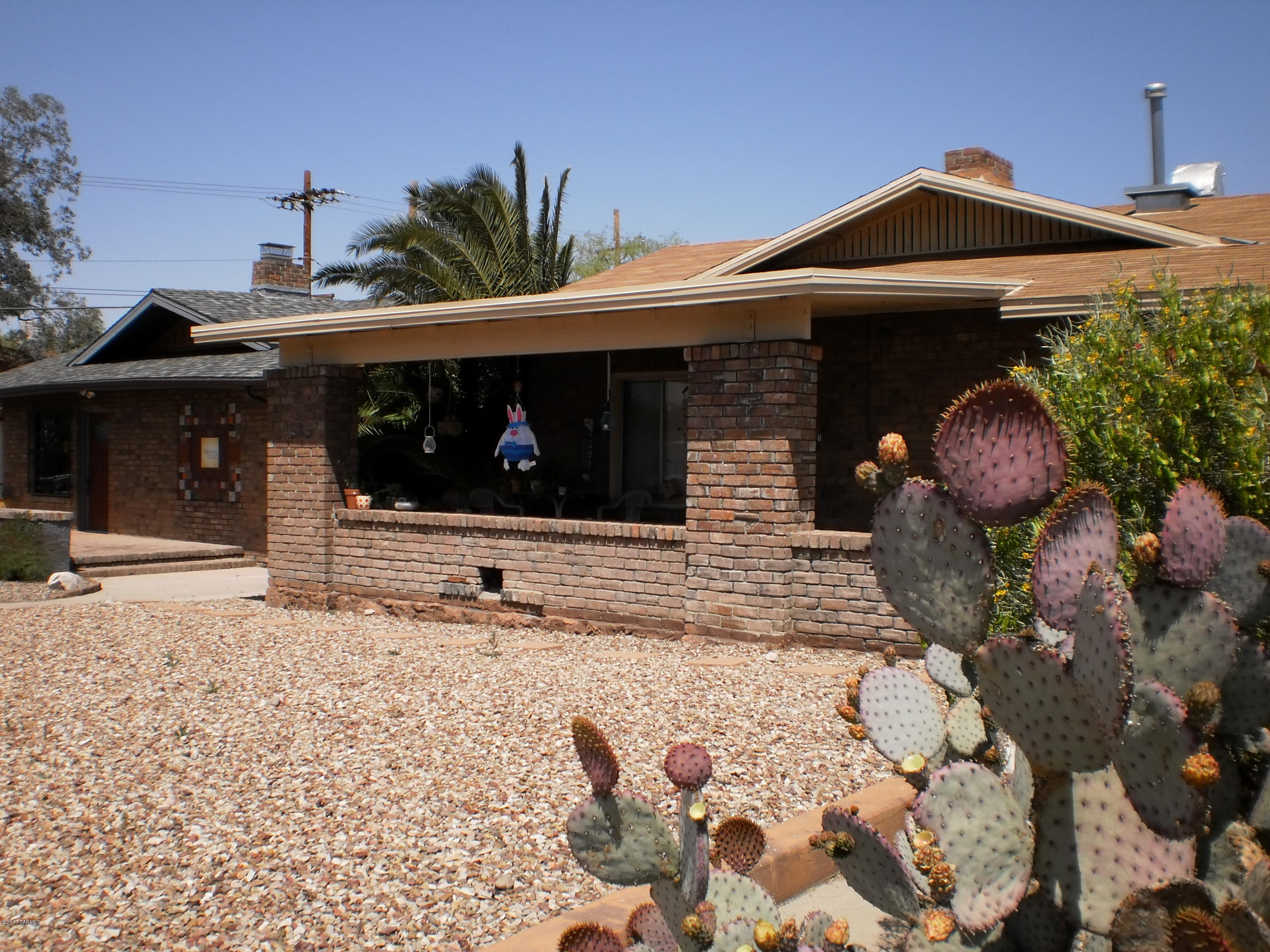 Excellent UofA investment property. Near and straight shot to burgeoning downtown area! interior well maintained and updated. New shingle roof on main house & flat Front Porch, March 2016. Four Year warranty.  Strong rental history. Long term tenants.