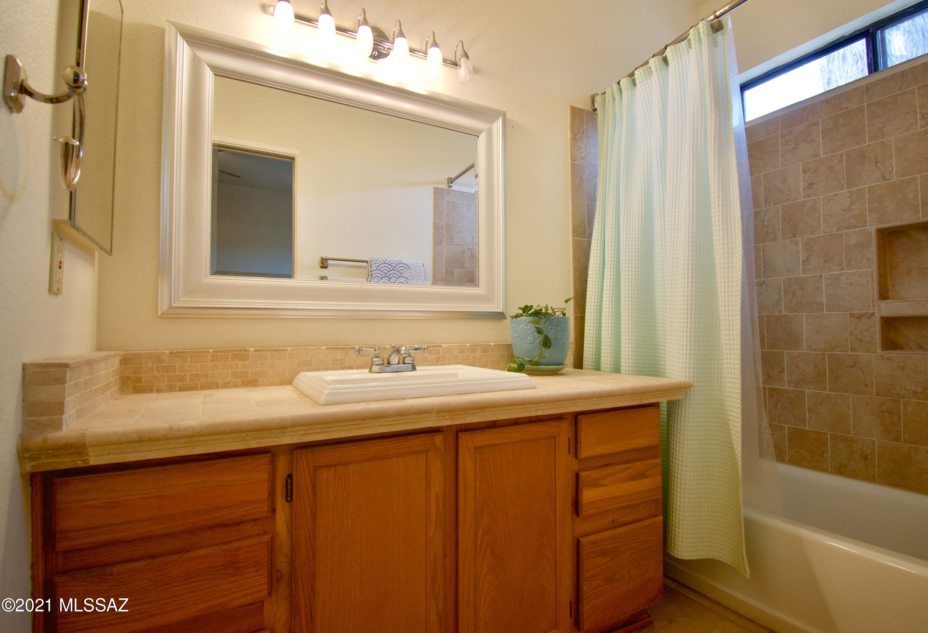 Elliott Homes At Rita Ranch (1-521) - Residential