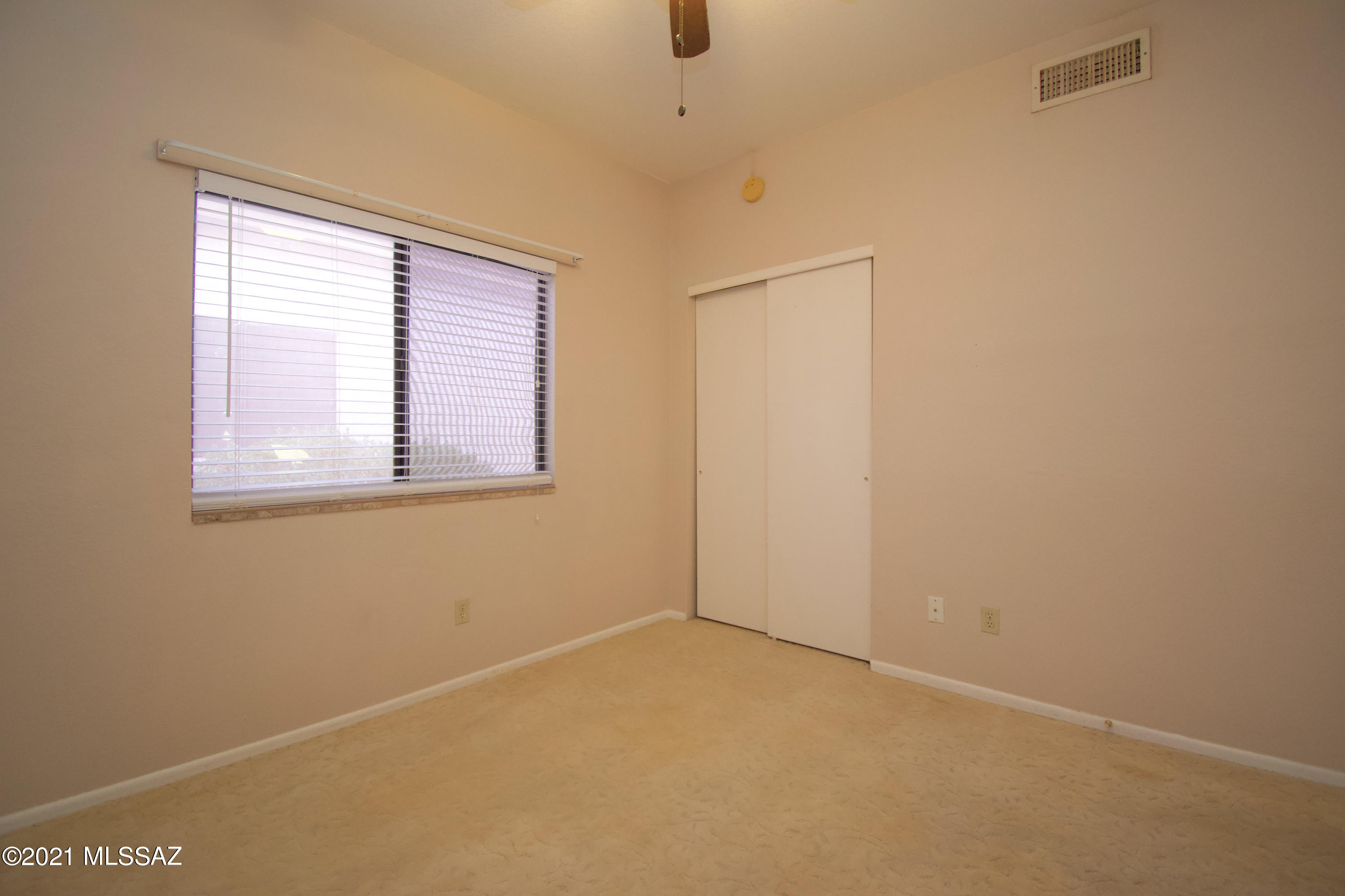 Elliott Homes At Rita Ranch (1-521) - Residential