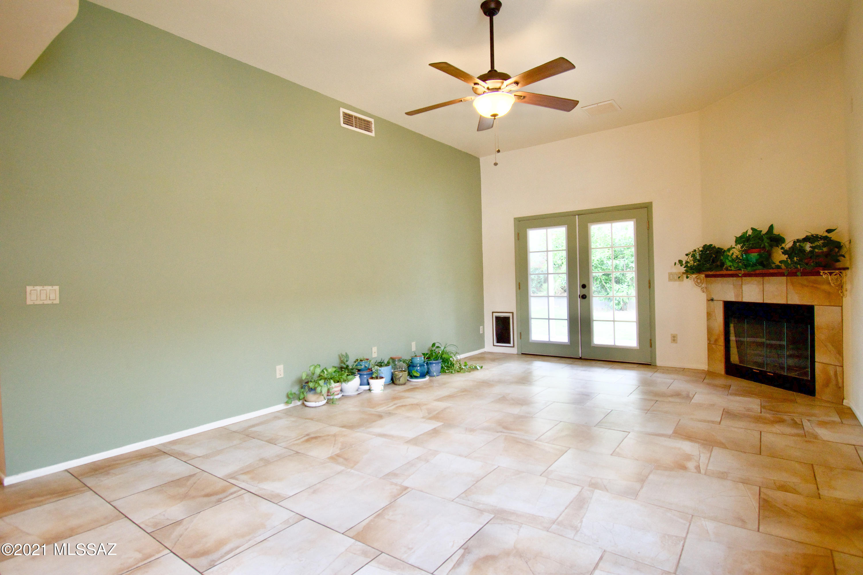 Elliott Homes At Rita Ranch (1-521) - Residential