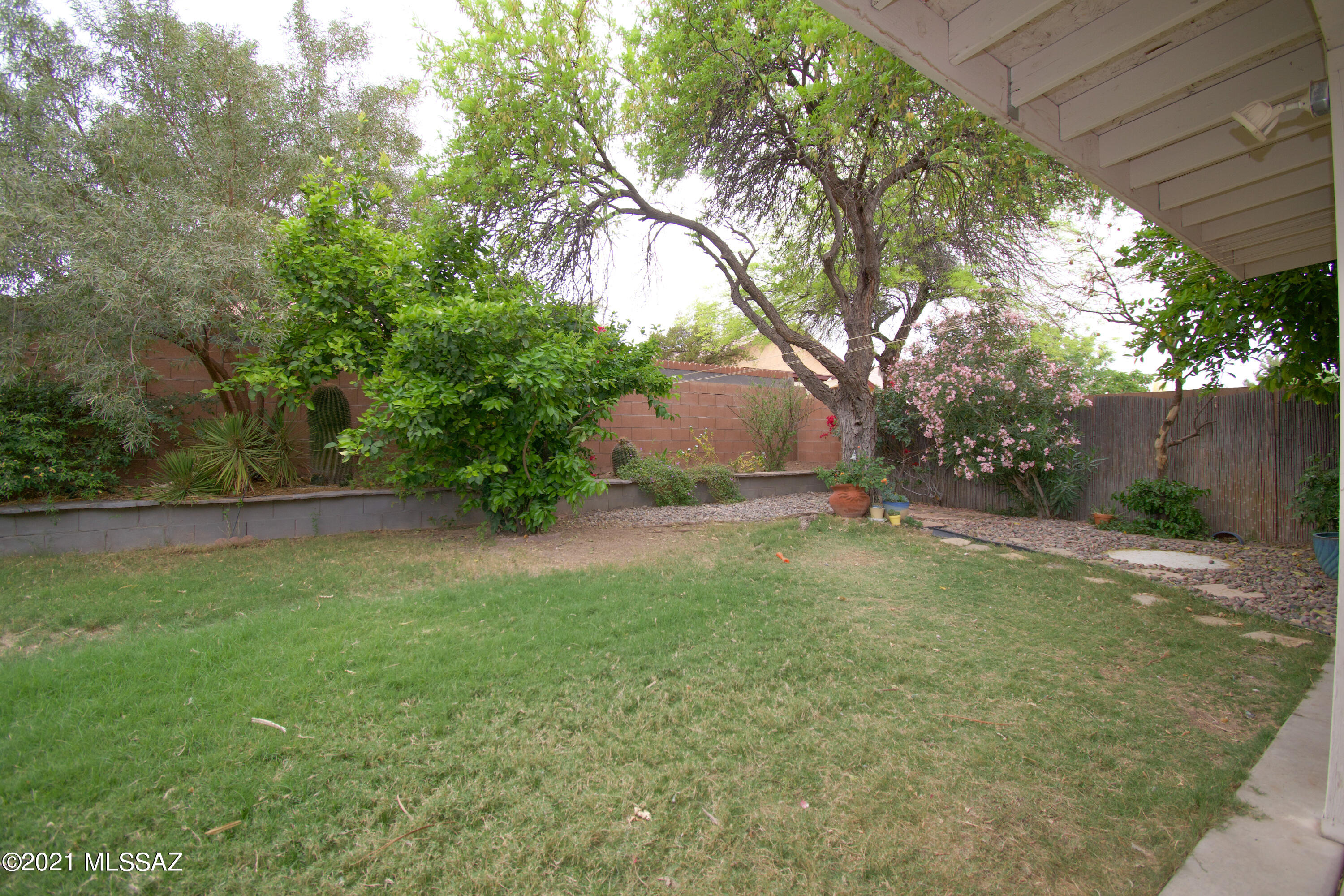 Elliott Homes At Rita Ranch (1-521) - Residential