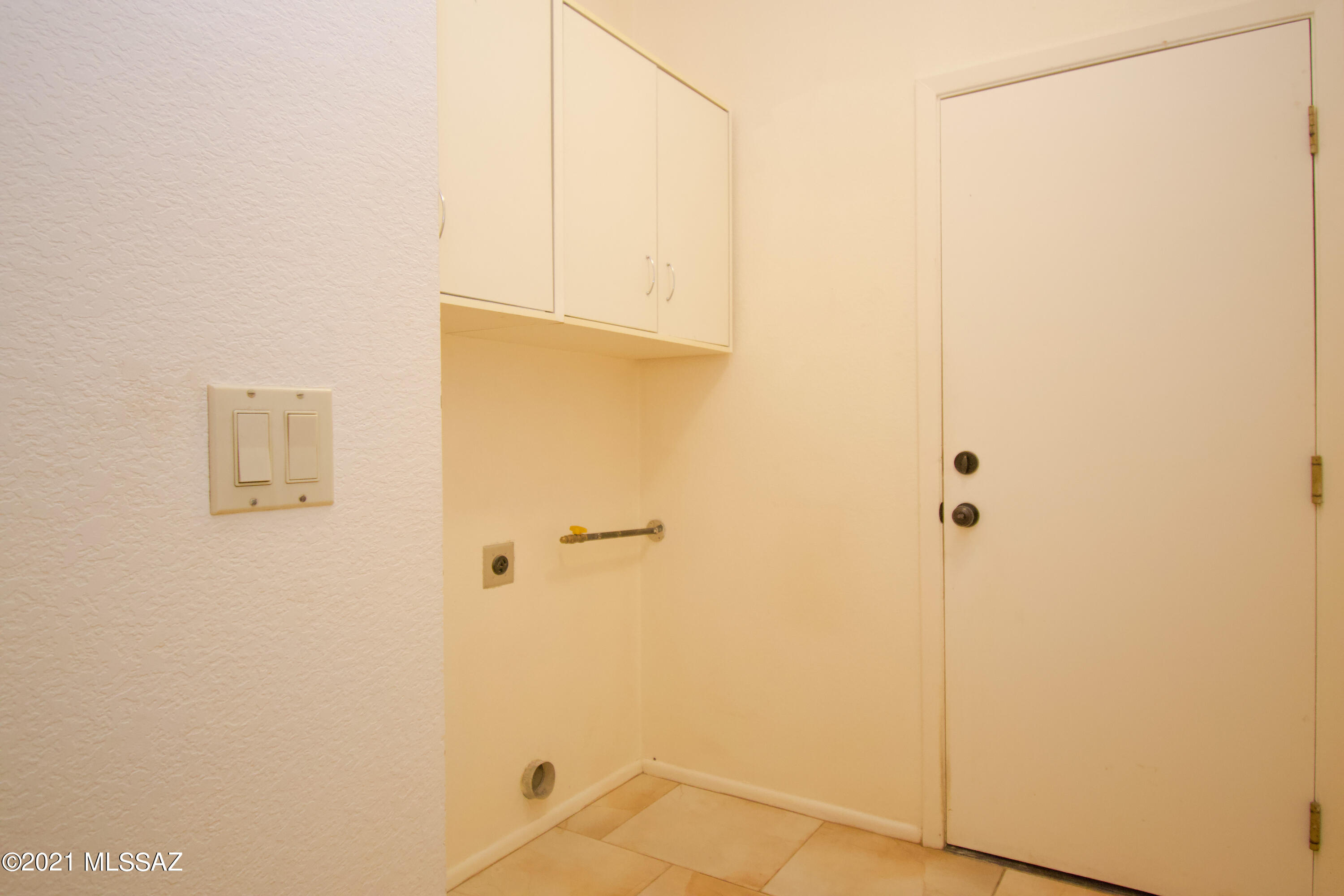 Elliott Homes At Rita Ranch (1-521) - Residential