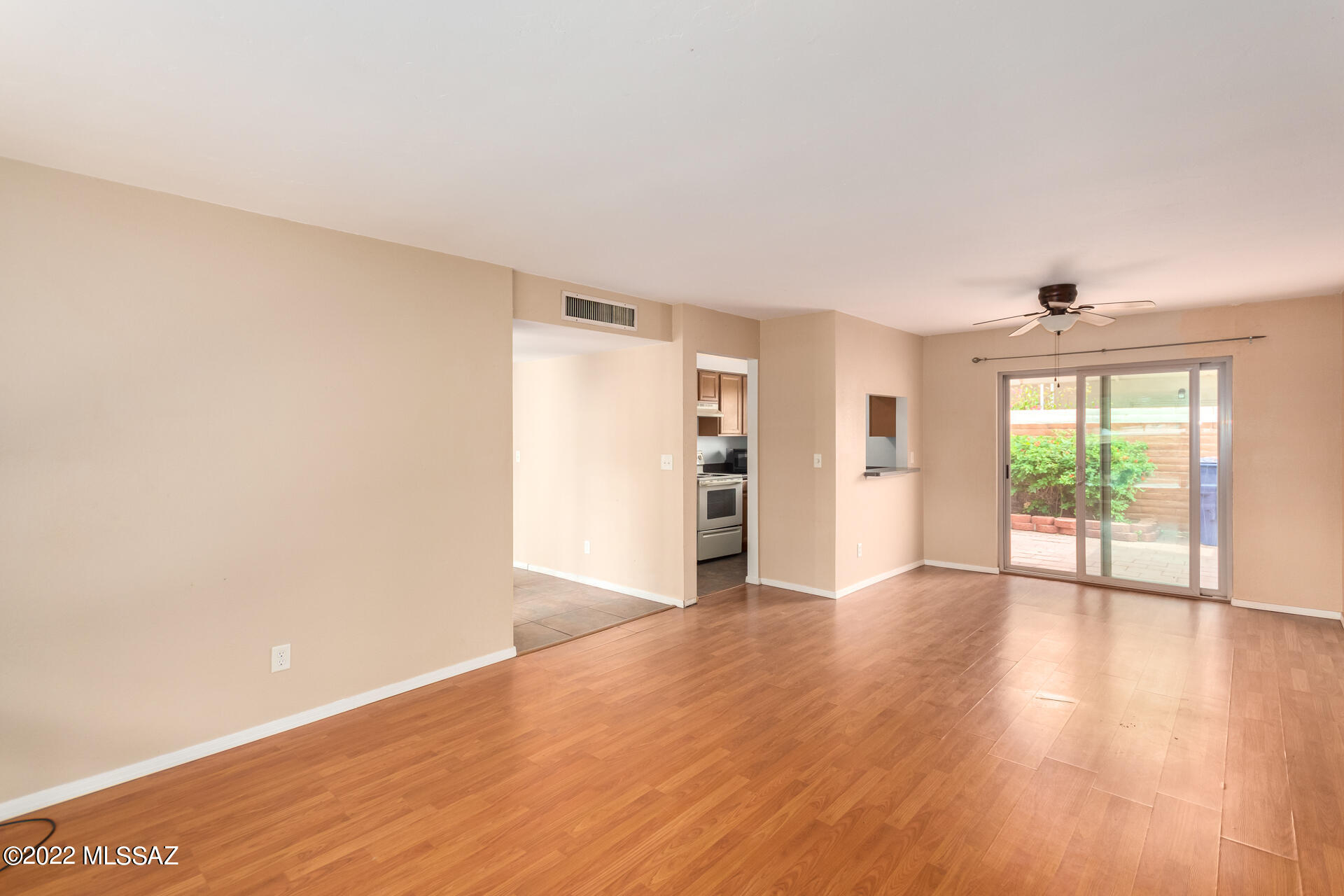 Las Solanas Blk 1 (1-49) - Residential