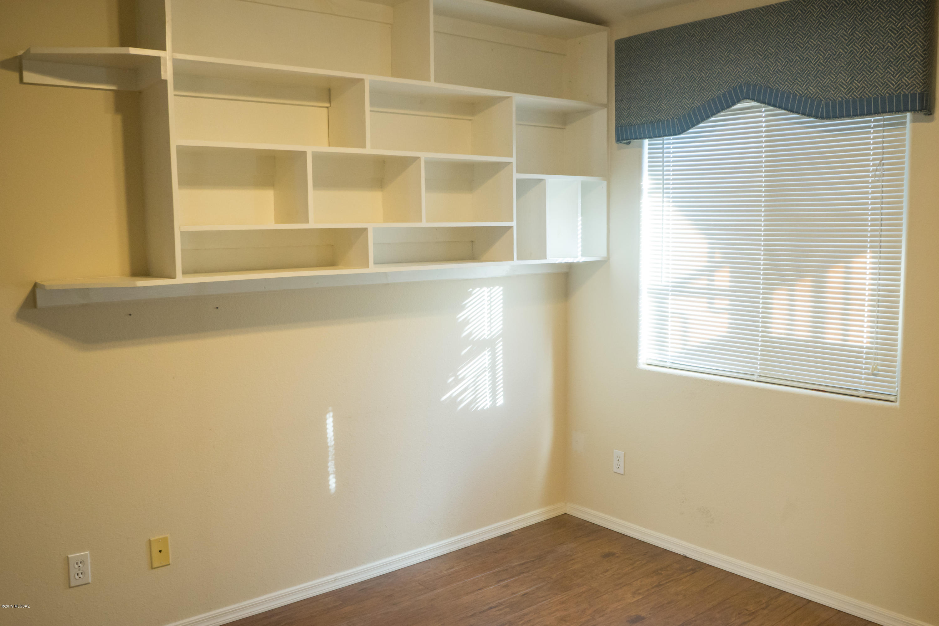 Linda Vista Ridge(1-77) - Residential