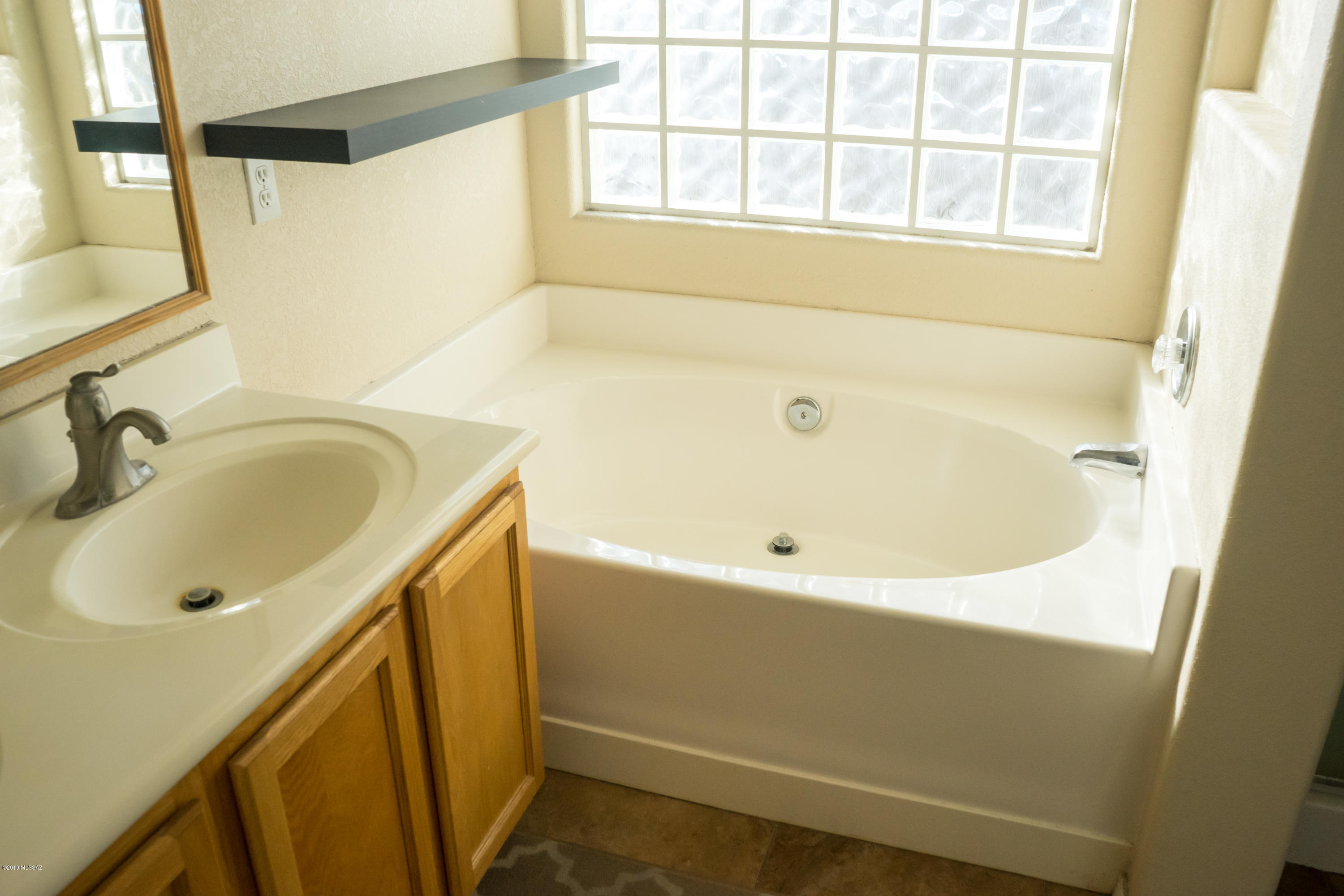 Linda Vista Ridge(1-77) - Residential