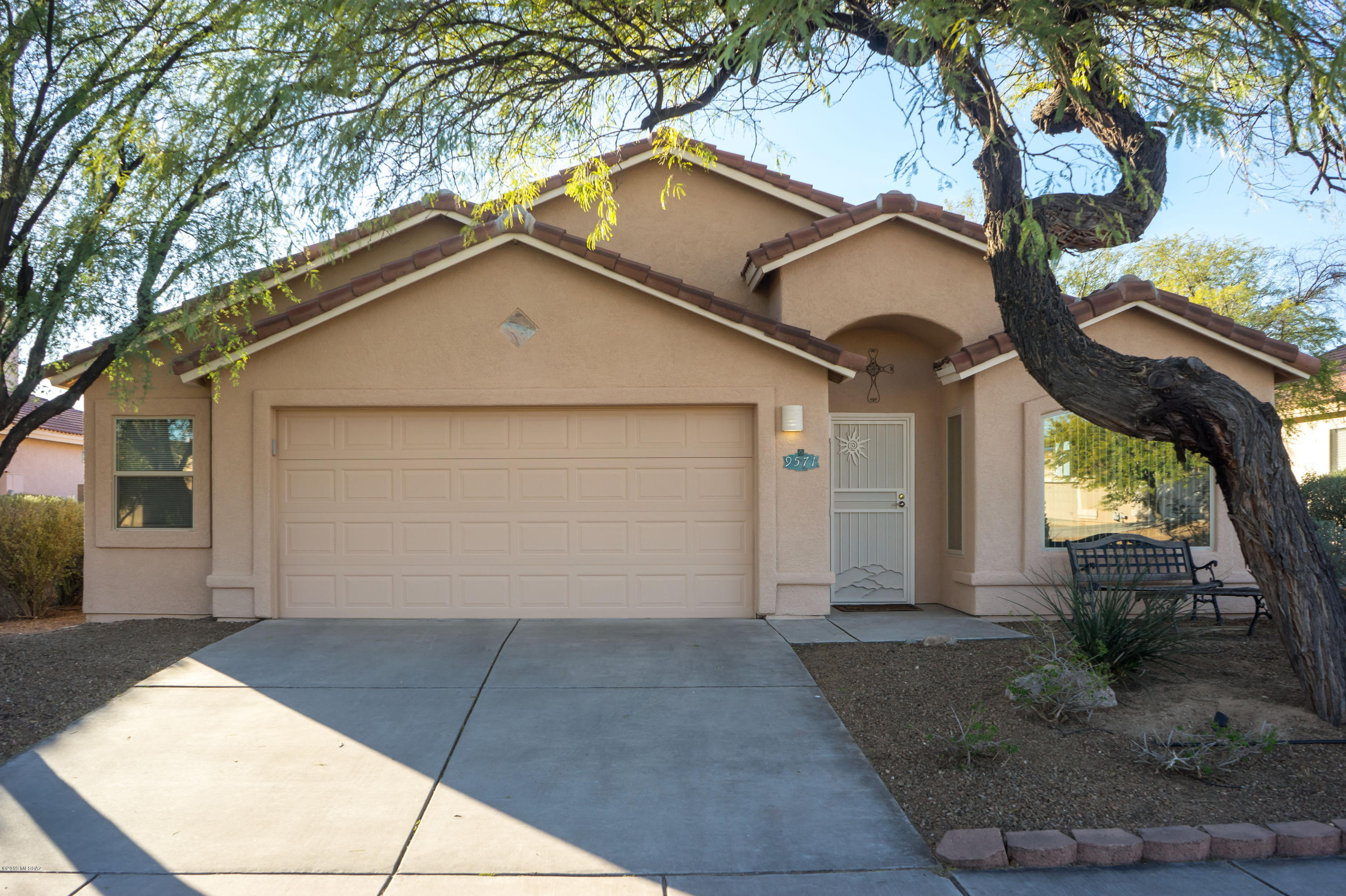 Well-maintained, single owner 4bd/2ba home in Linda Vista Ridge.  Home features upgraded flooring throughout, upgraded HVAC, updated dual pane windows w/ transferable lifetime repair warranty and a kitchen with newer black appliances that opens to a living room with gas fireplace, tasteful built-ins and vaulted ceilings. The 4th bedroom features custom built-ins which is great for additional office/den space.  Backyard boasts a covered patio with extended pavers and a separate, fenced dog run or recreation area.  This home, which has scenic views from the front and back yards, is walking distance to Mountain View High School.