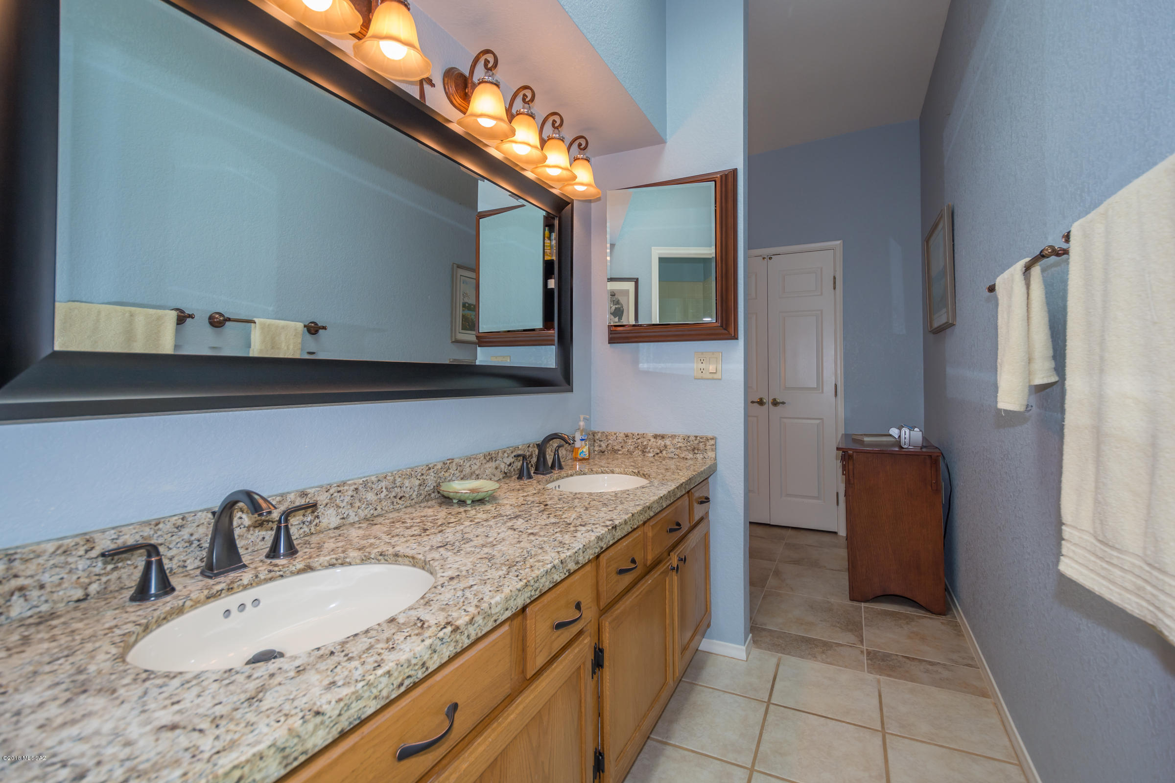 La Cholla Hills(1-313) - Residential