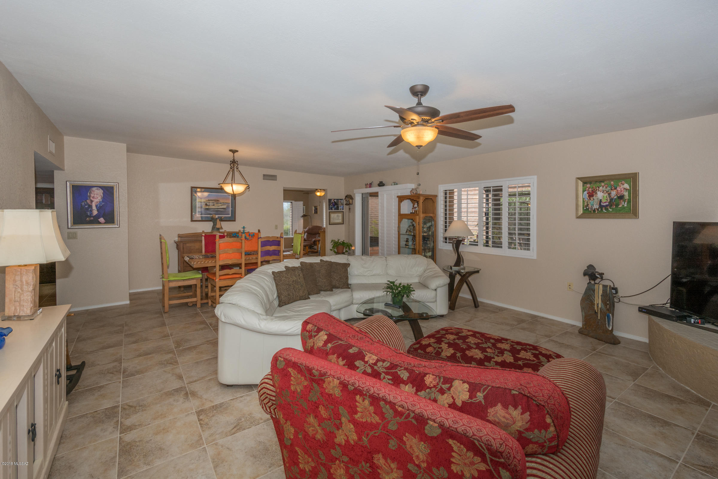 La Cholla Hills(1-313) - Residential