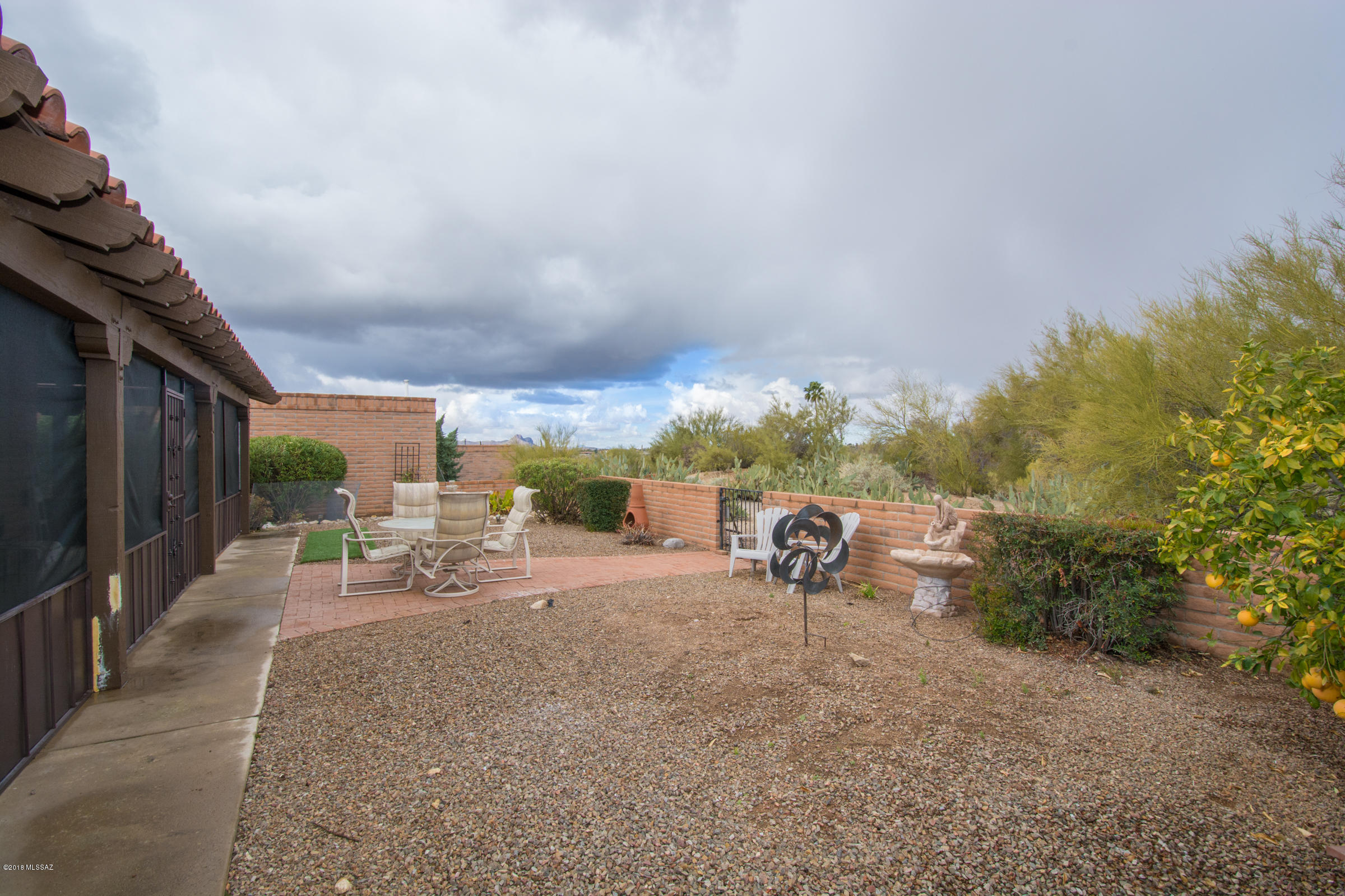La Cholla Hills(1-313) - Residential