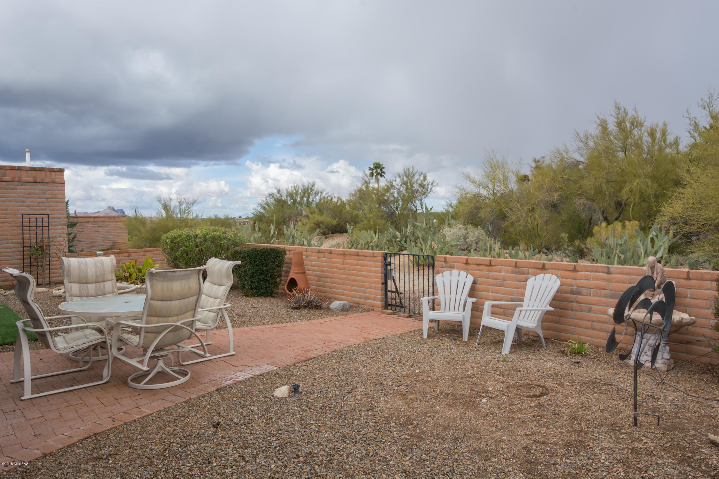 La Cholla Hills(1-313) - Residential