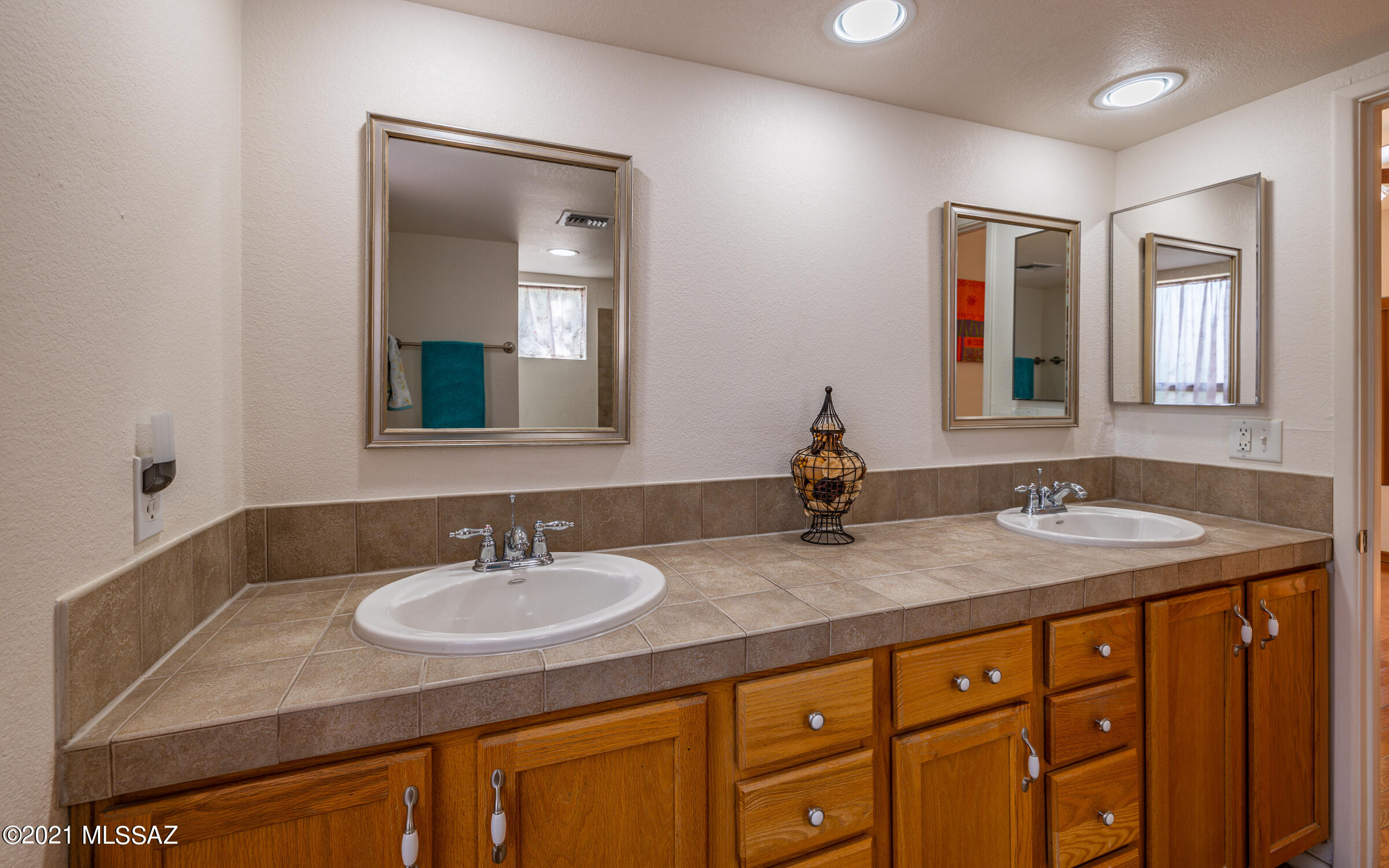 Ventana Vista Condominiums - Residential