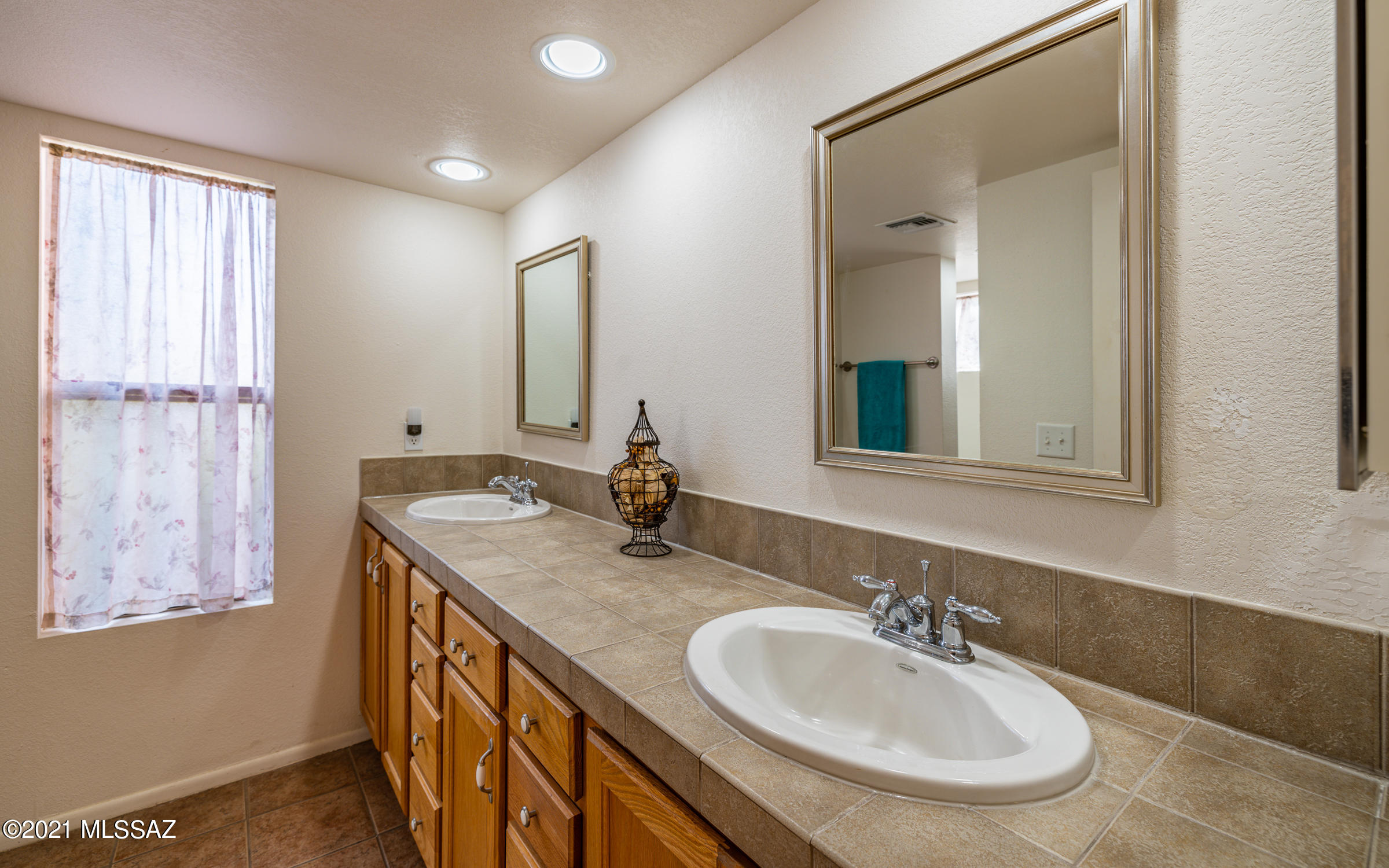 Ventana Vista Condominiums - Residential