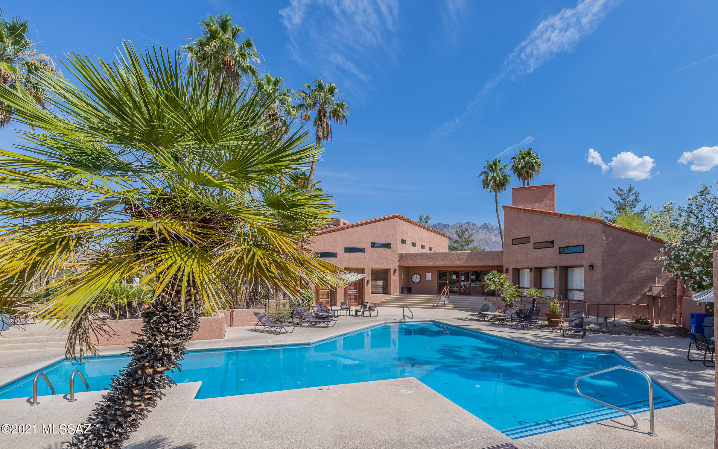 Ventana Vista Condominiums - Residential