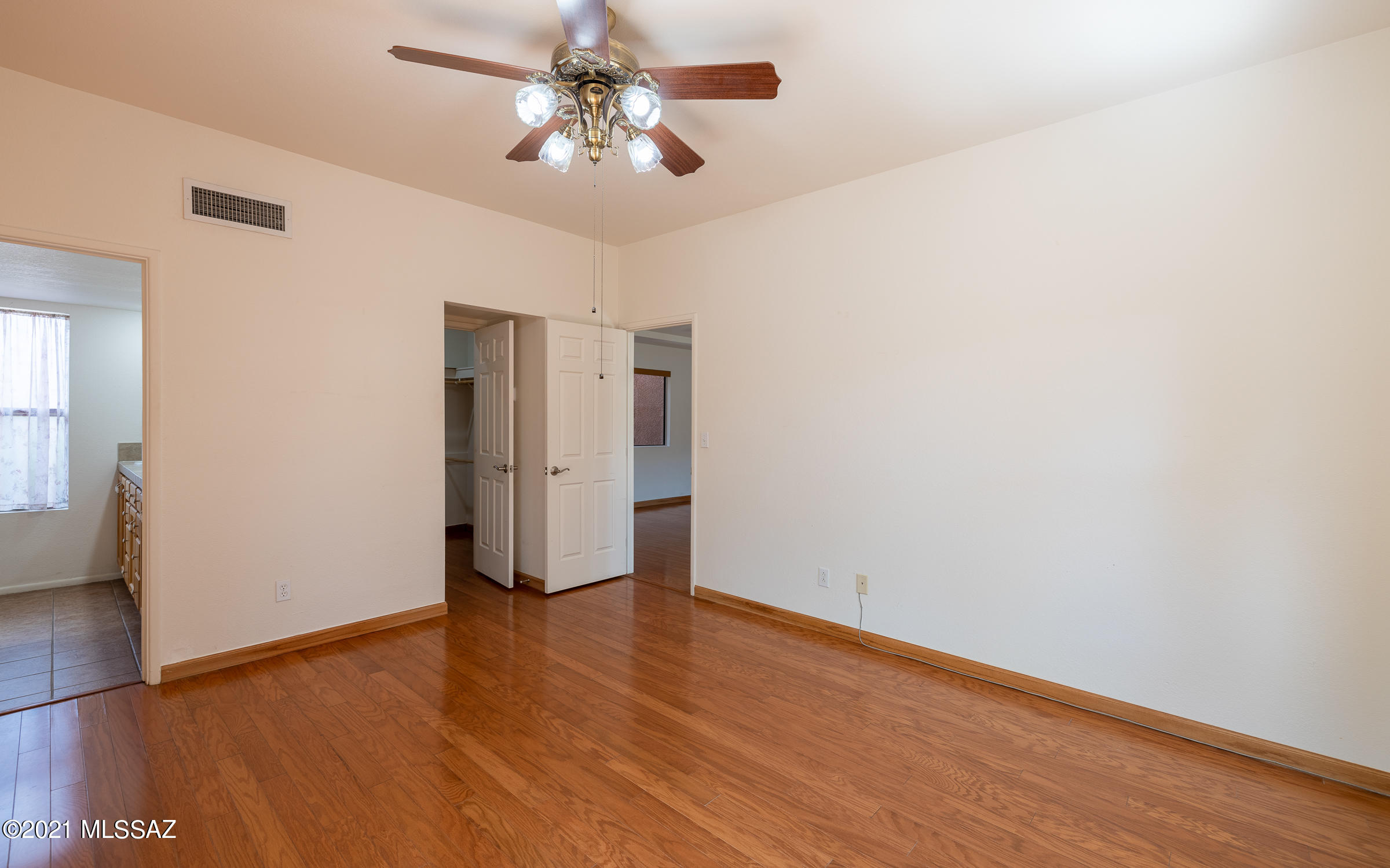 Ventana Vista Condominiums - Residential