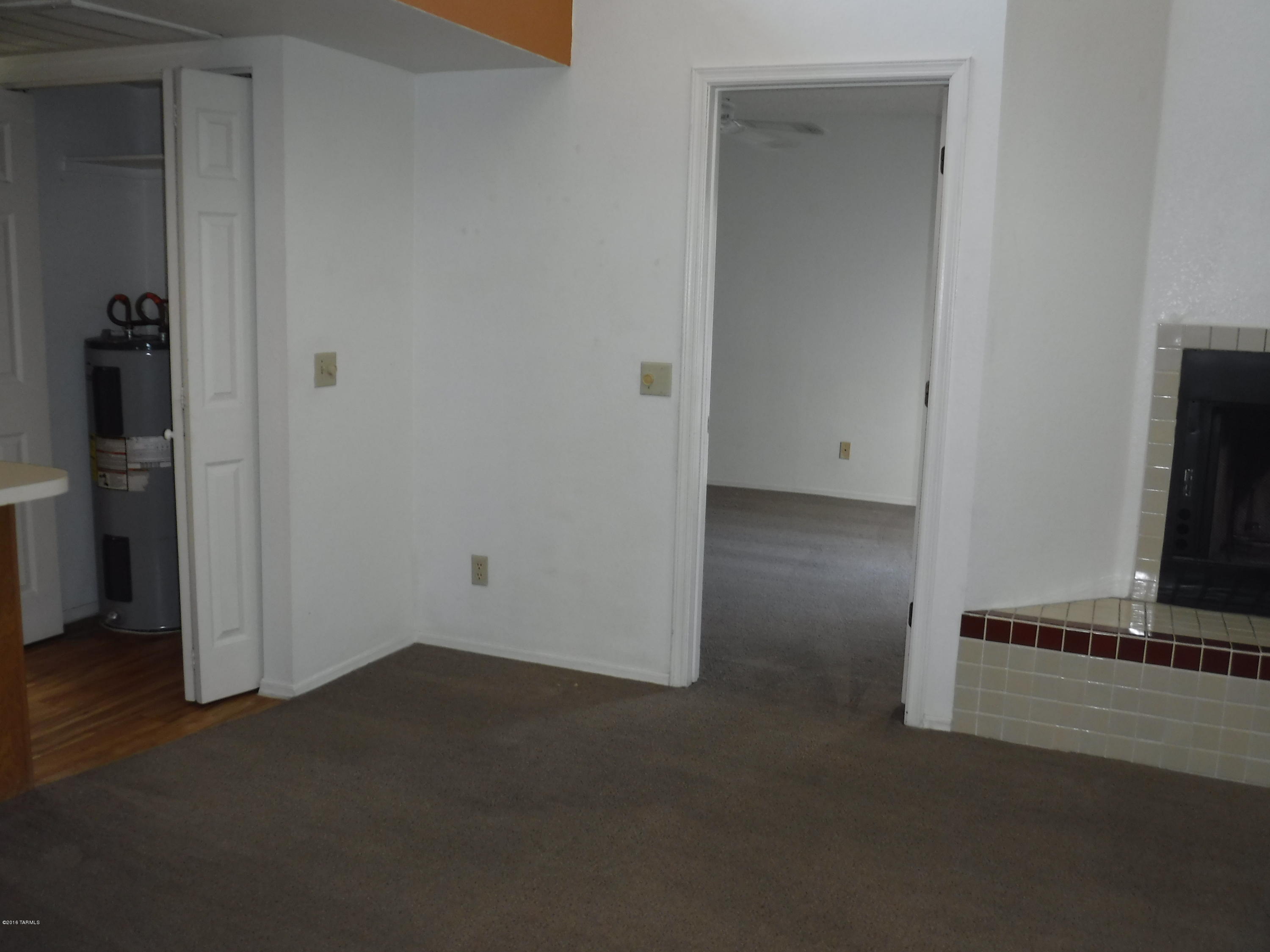 Casitas Real Condos. - Residential Lease