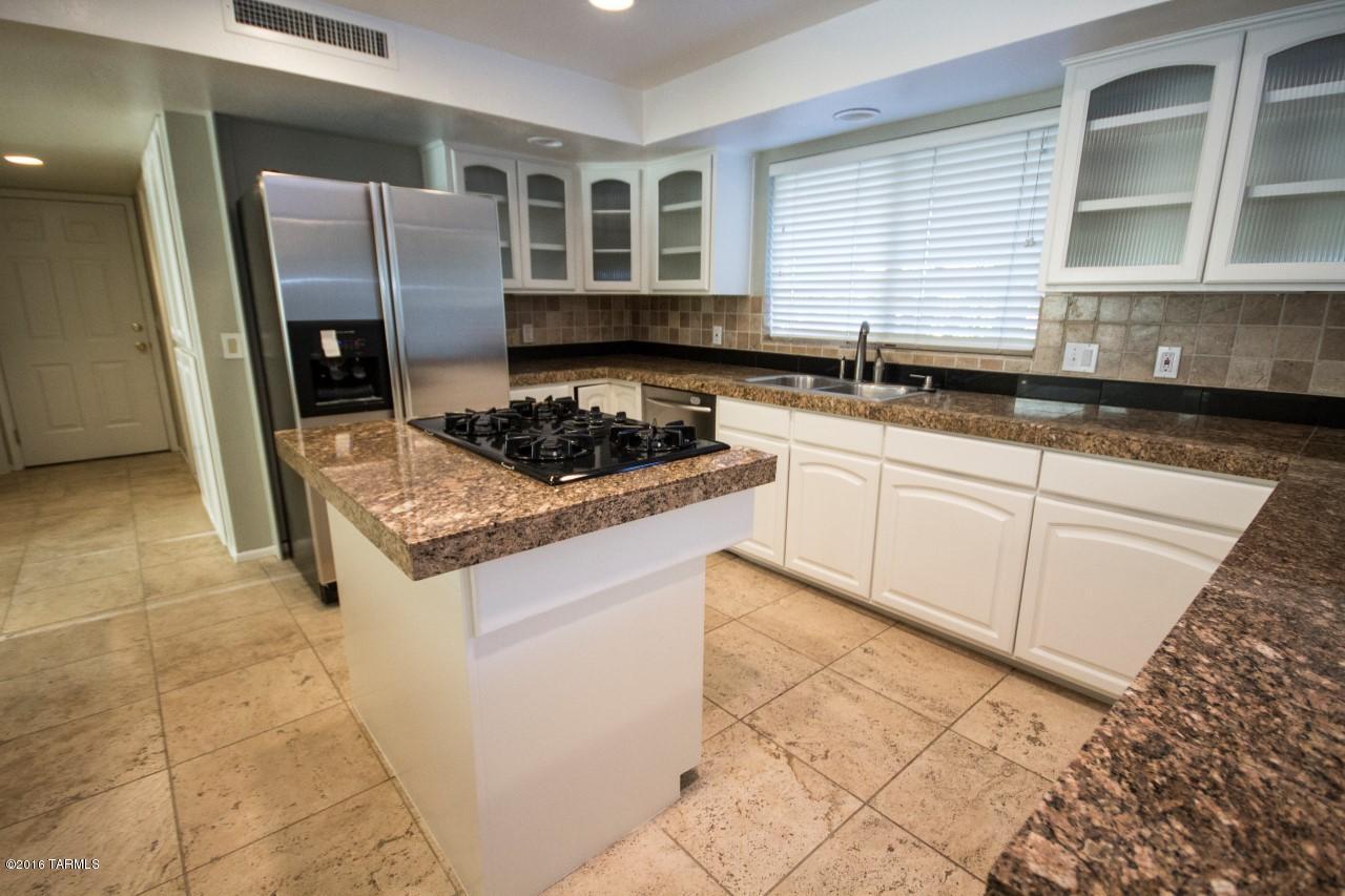 Shadow Hills (484-595) - Residential