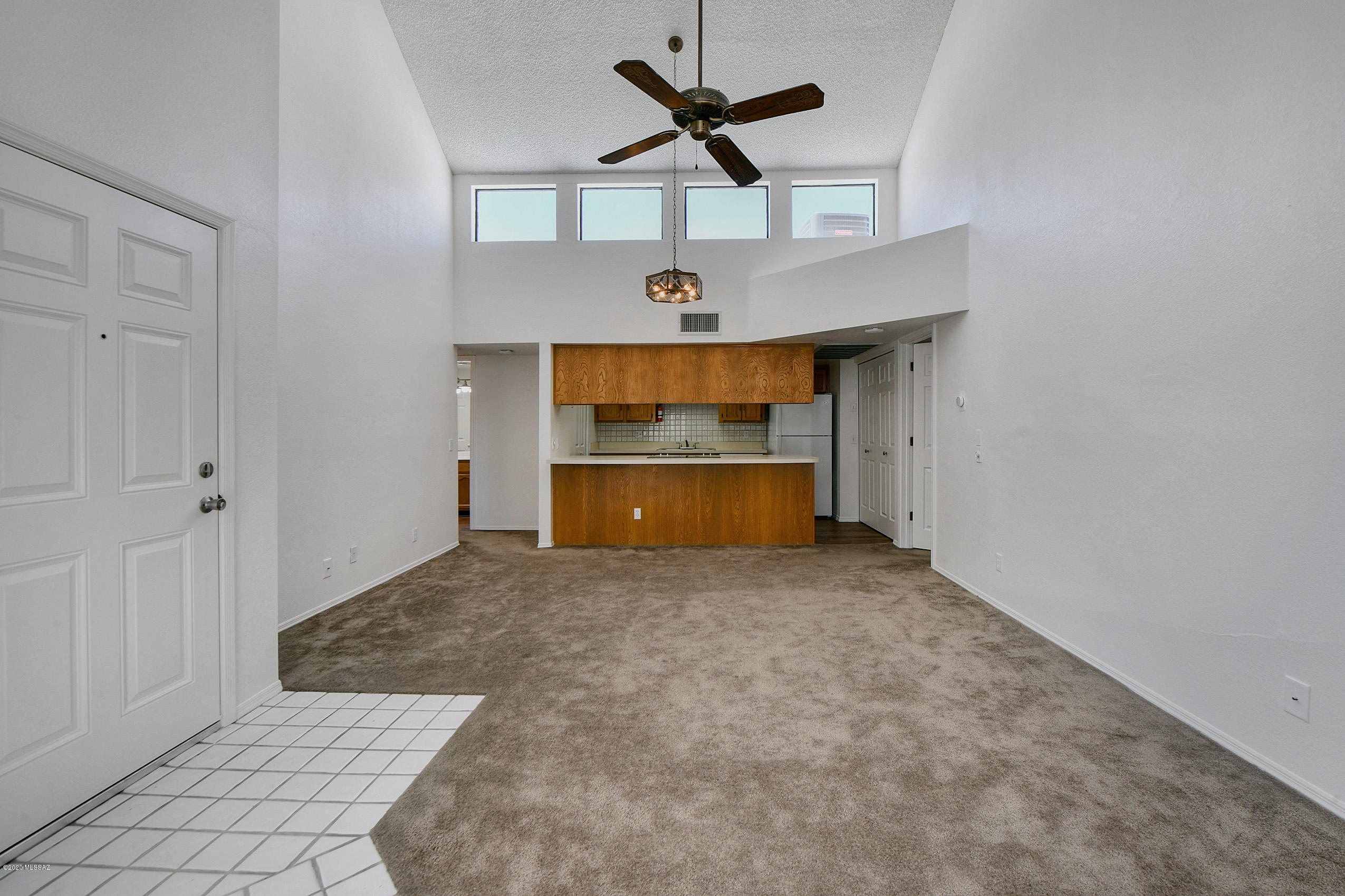 Twelve Hundred River Rd Condos - Residential