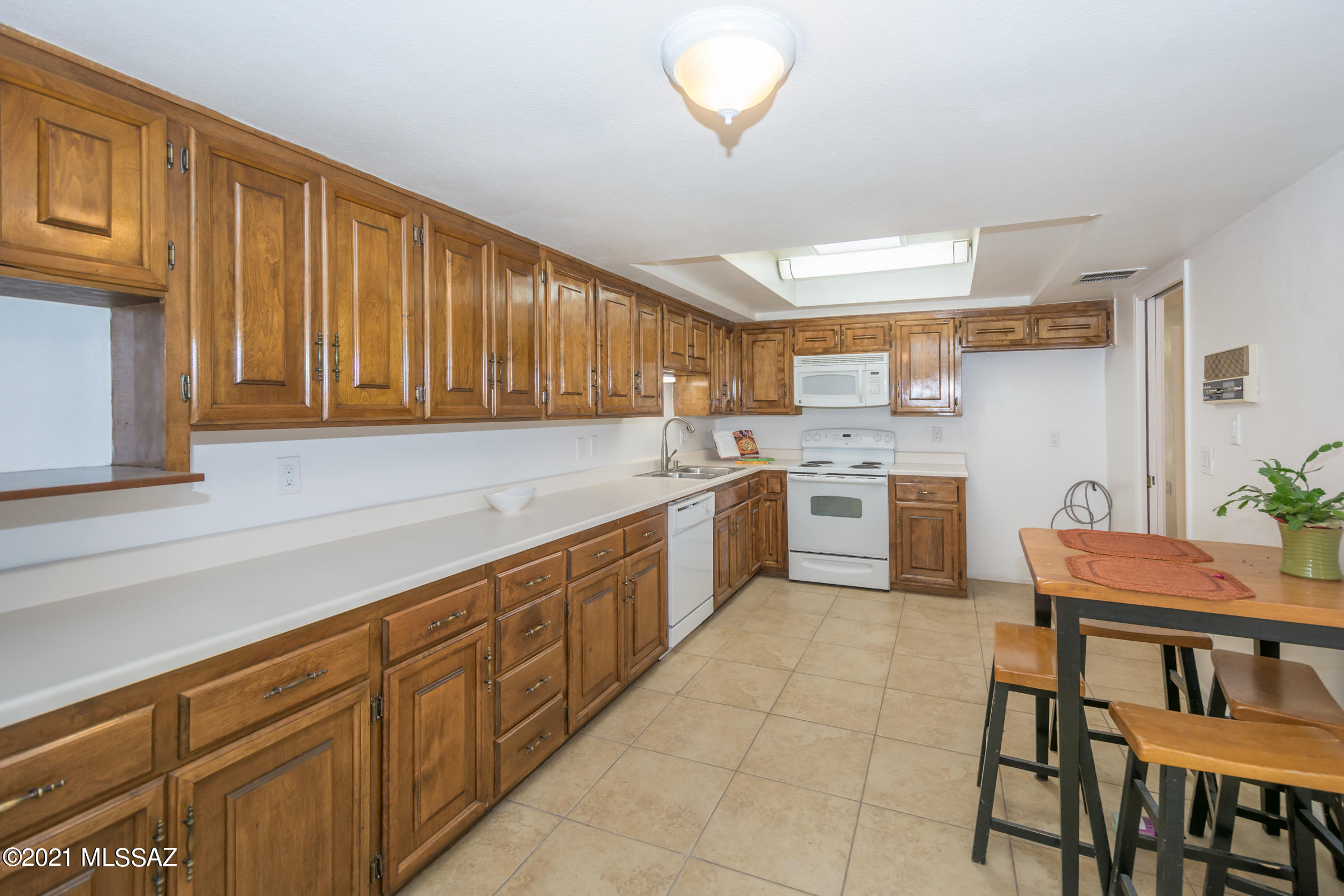 Limberlost Terr Townhouses - Residential