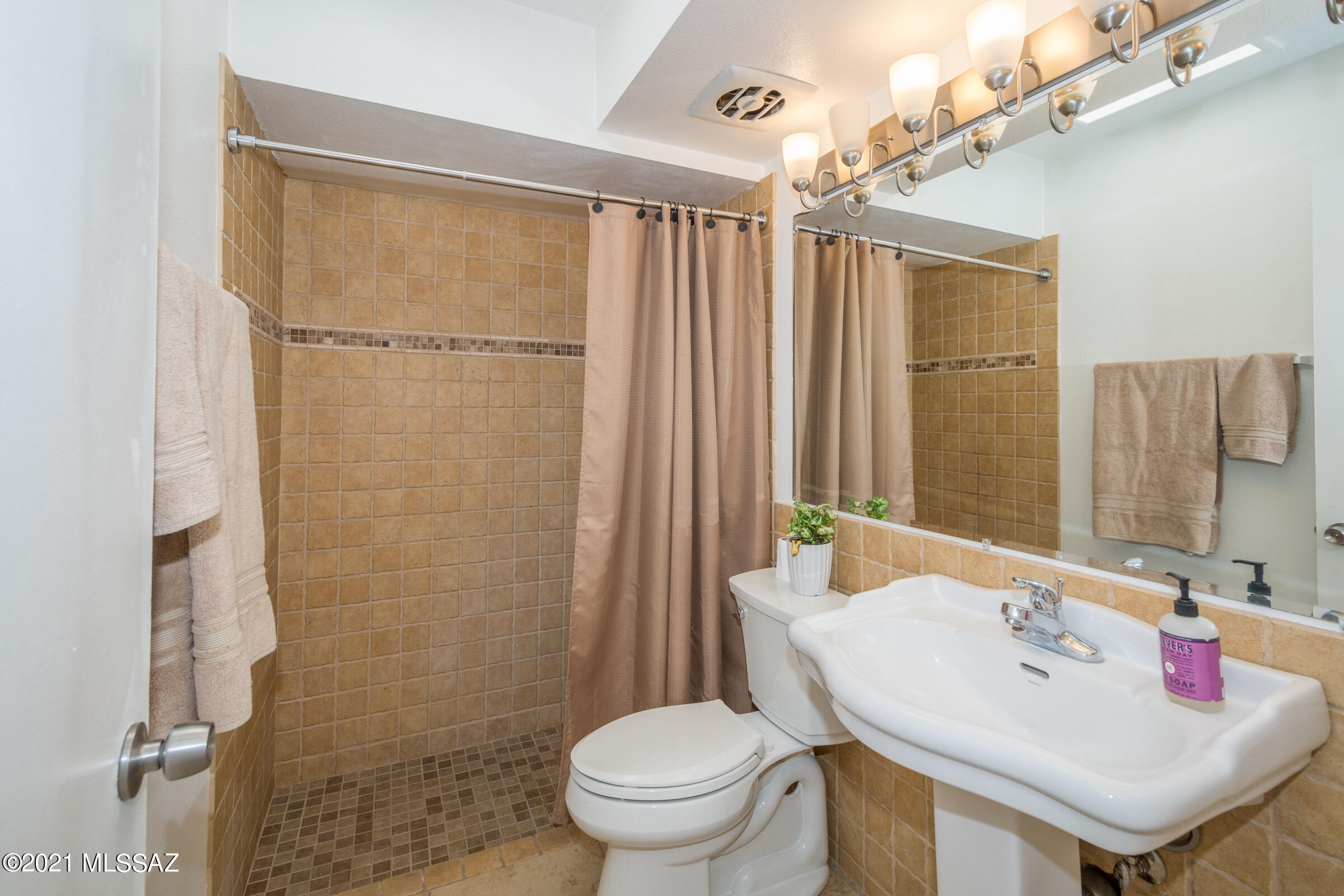 Limberlost Terr Townhouses - Residential