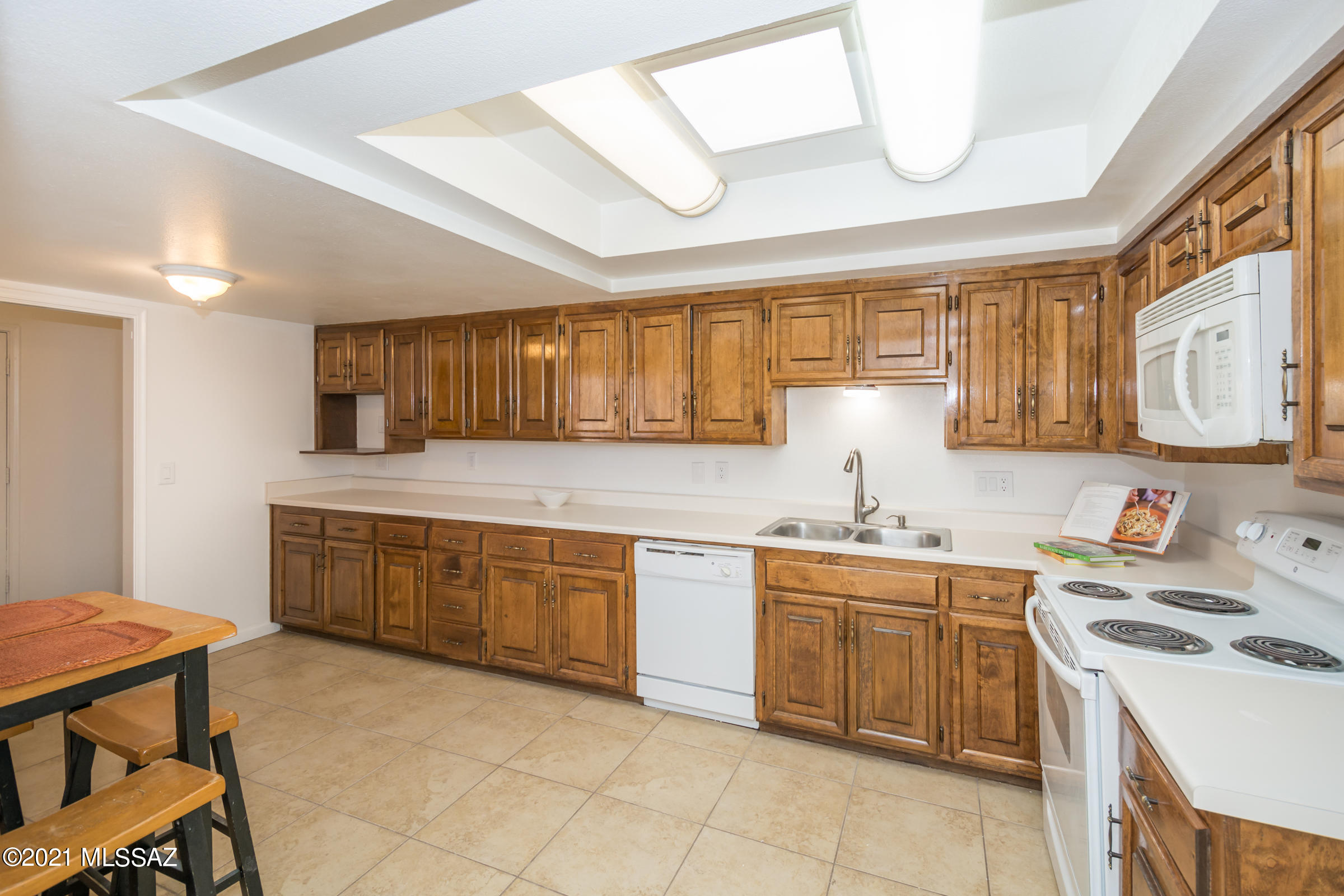 Limberlost Terr Townhouses - Residential