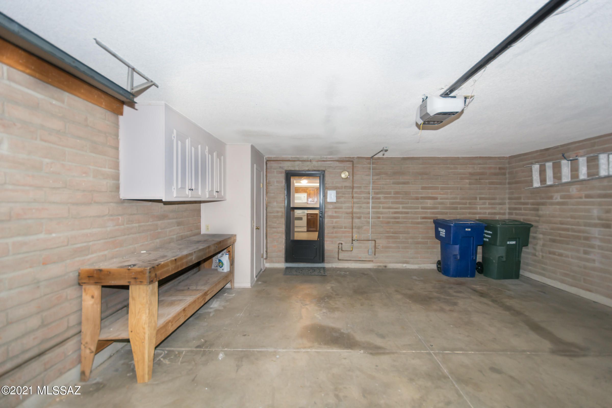 Limberlost Terr Townhouses - Residential