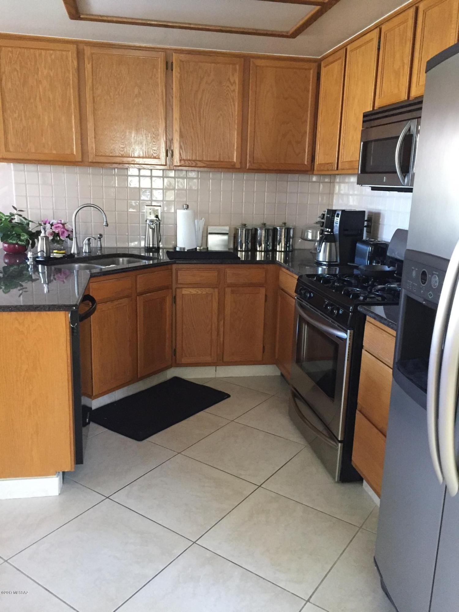 Elliott Homes At Rita Ranch (1-521) - Residential