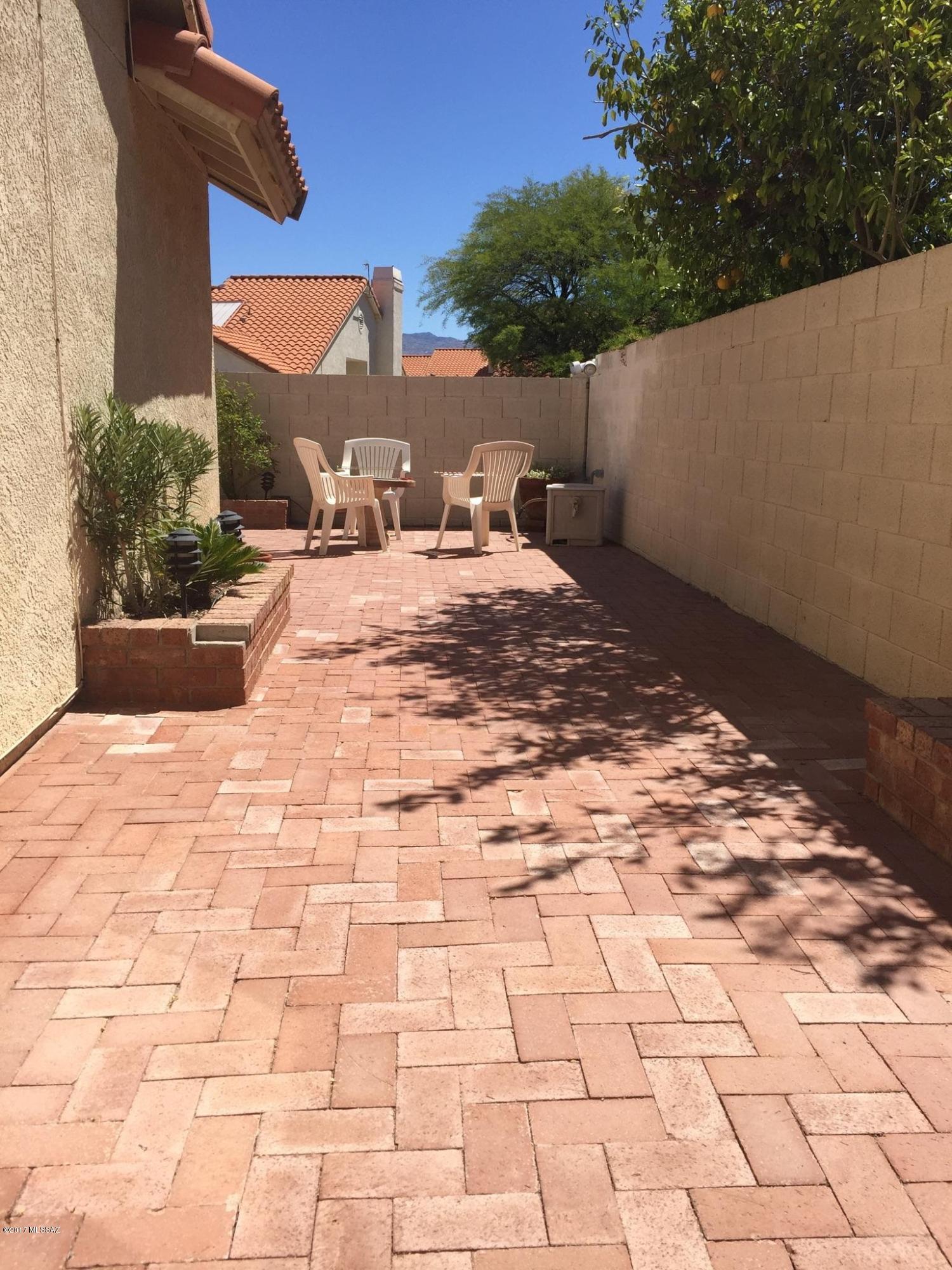Elliott Homes At Rita Ranch (1-521) - Residential