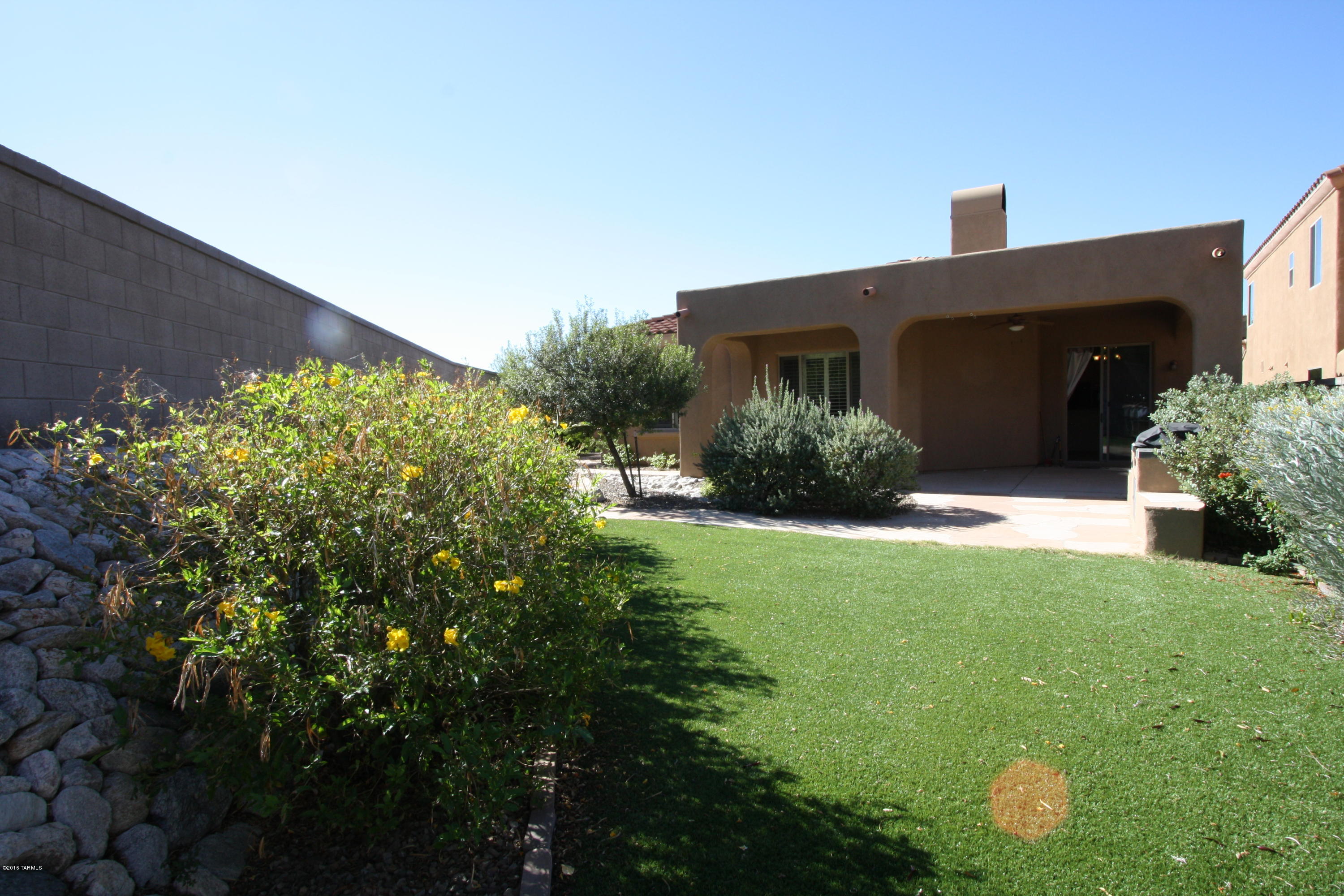 Village Five At the Villages Of La Paloma (1-71) - Residential Lease