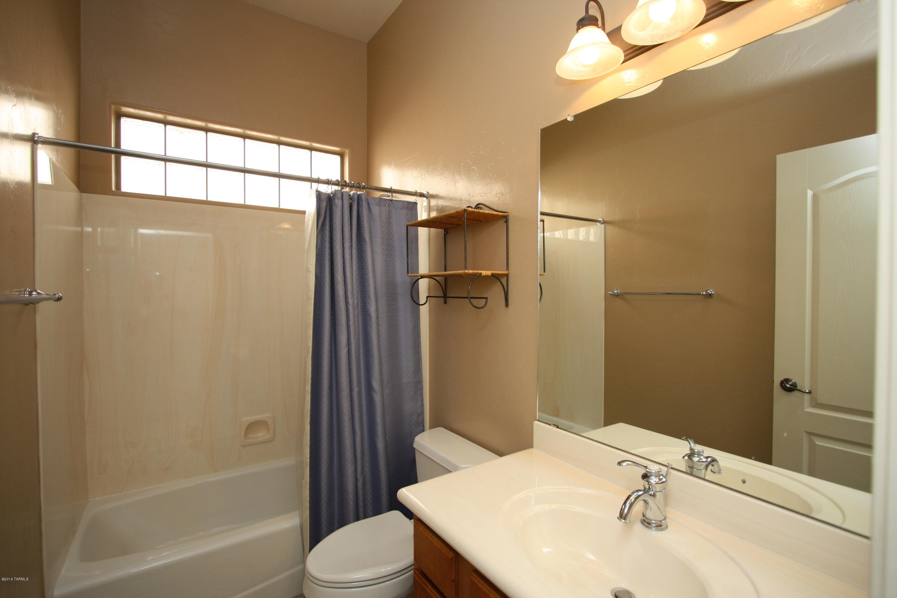 Village Five At the Villages Of La Paloma (1-71) - Residential Lease