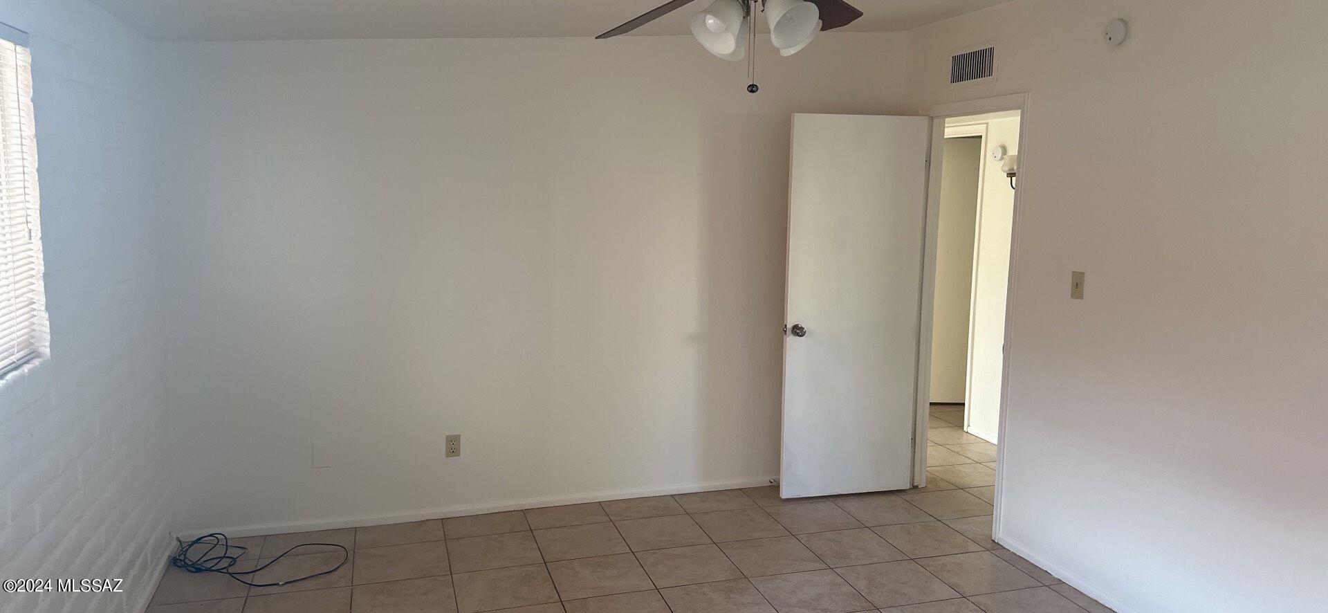 Eastern Hills BLKS 1  2  3 - Residential Lease