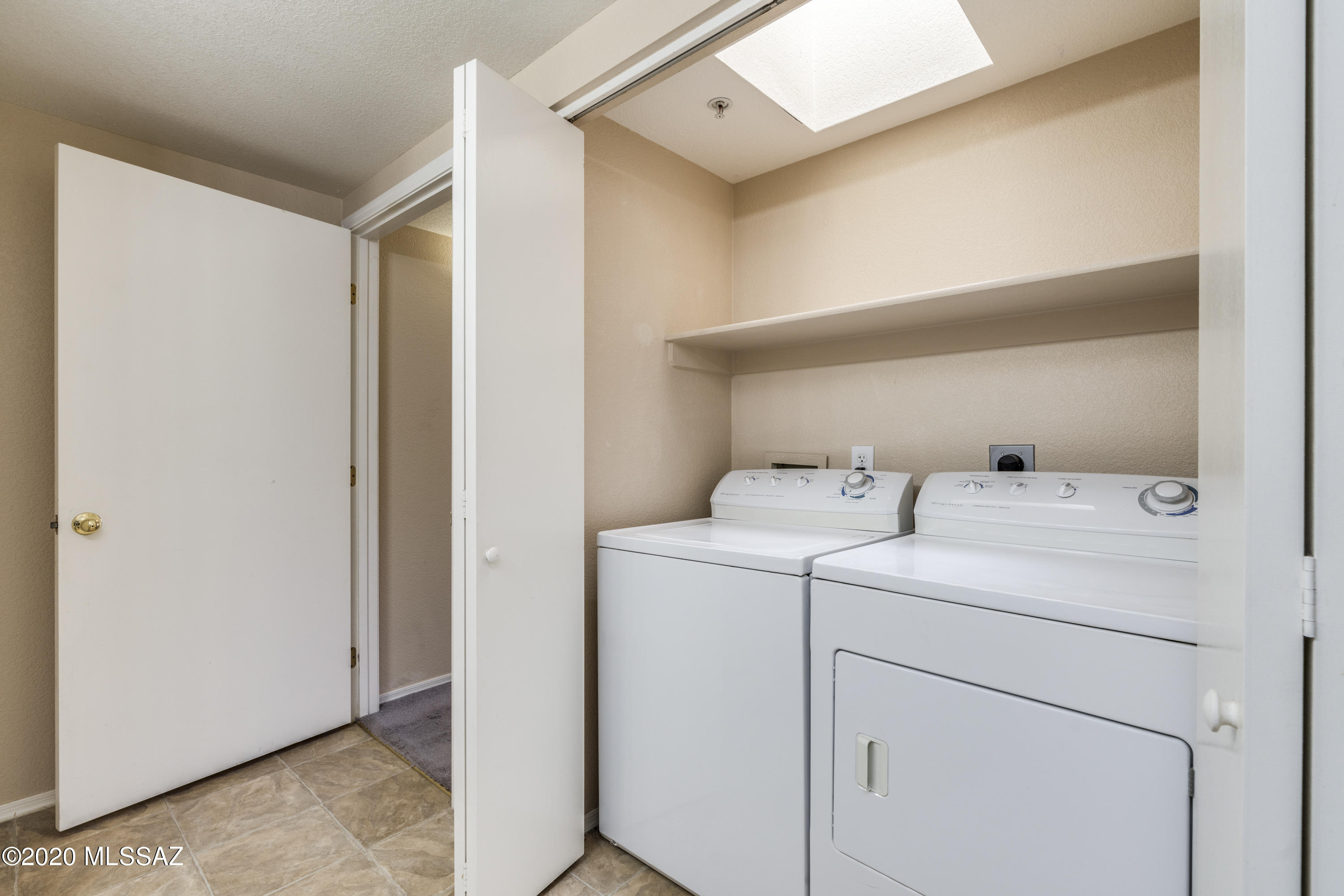 Valley Lane Townhomes (135-169) - Residential