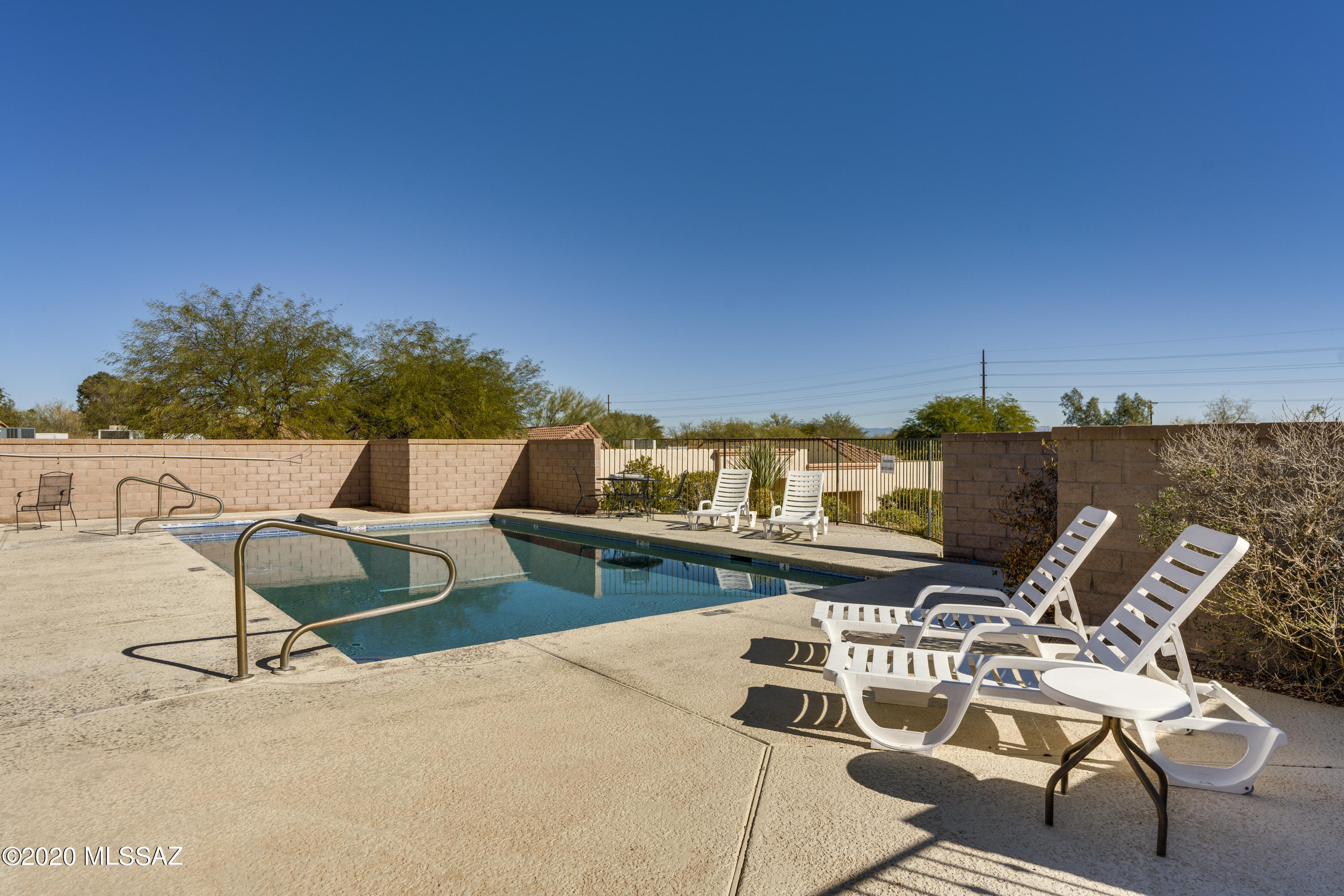 Valley Lane Townhomes (135-169) - Residential