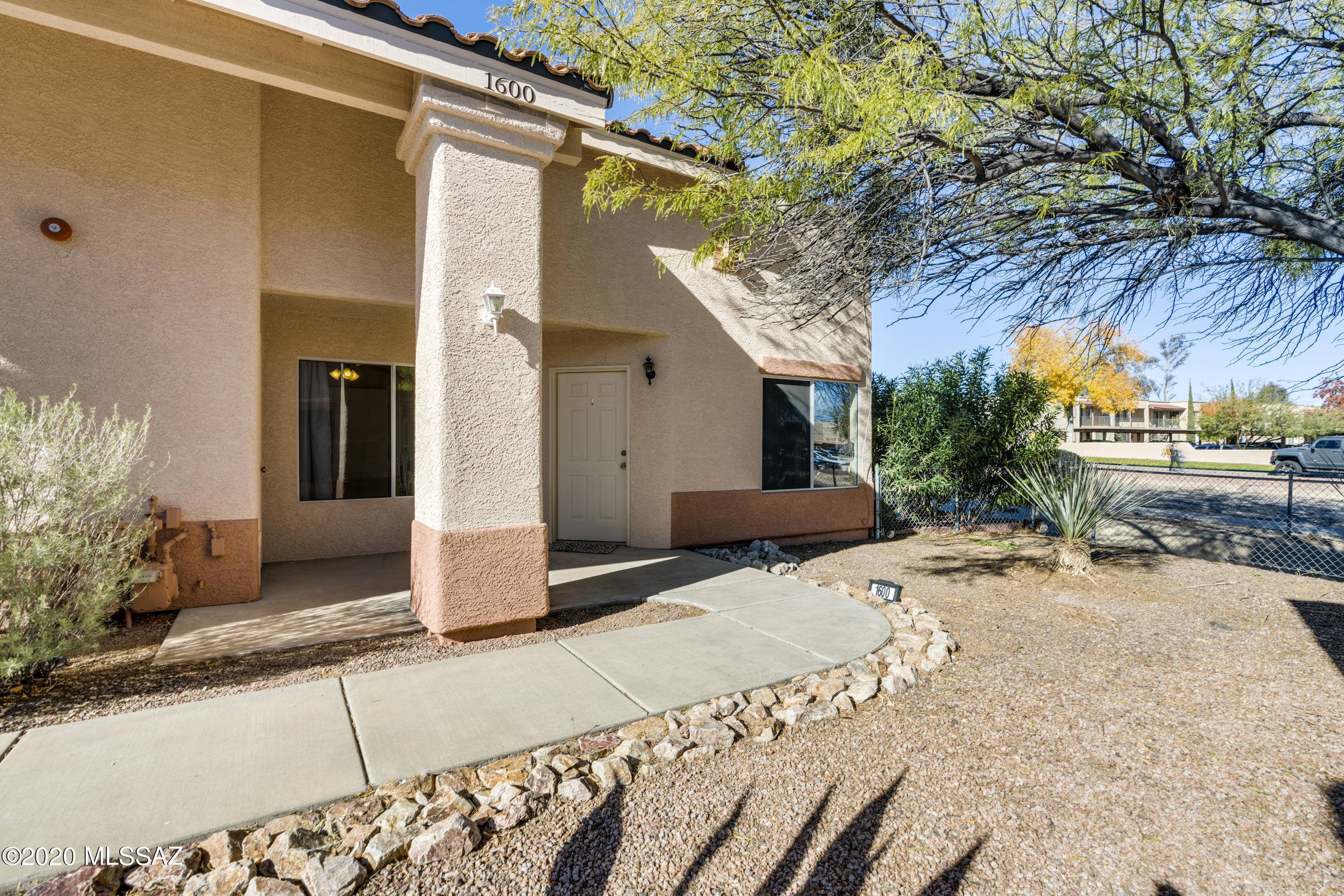 Valley Lane Townhomes (135-169) - Residential
