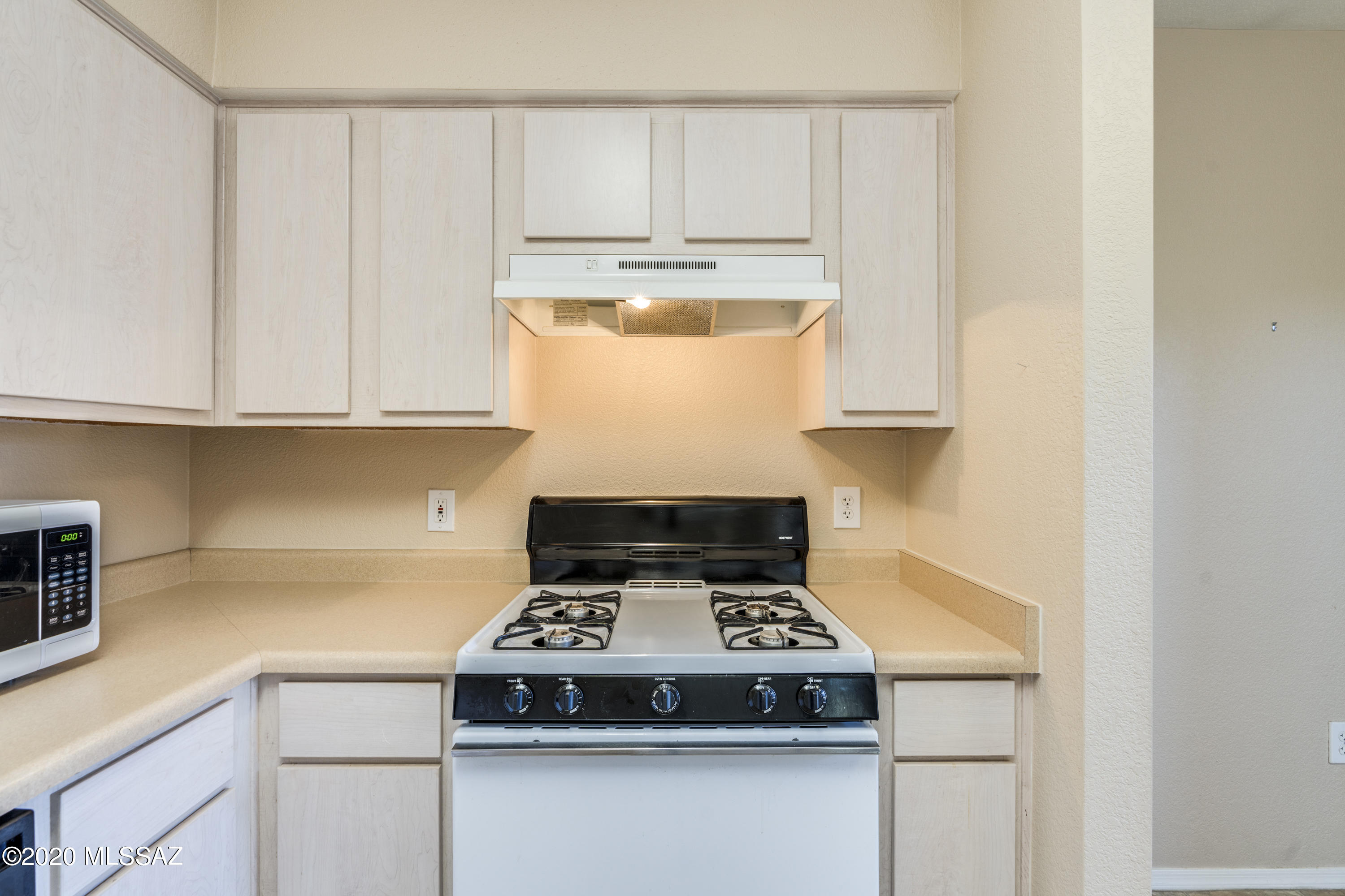 Valley Lane Townhomes (135-169) - Residential