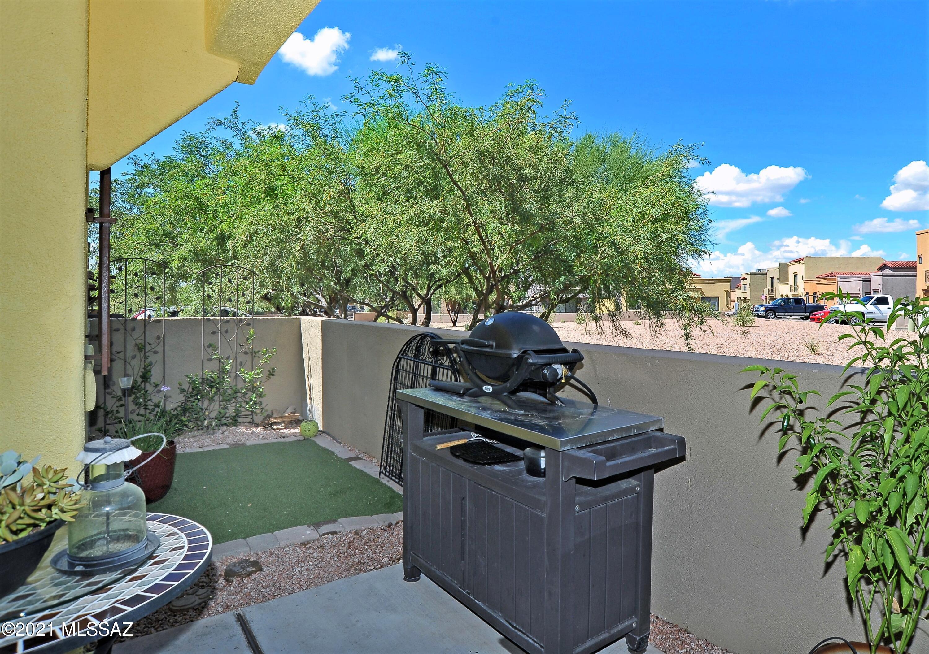 Crown Of Tucson Townhouses (1-96) - Residential